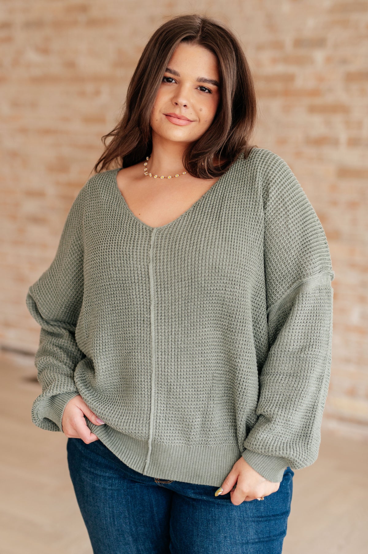 Heyson Magi Lune V-Neck Sweater Sweaters