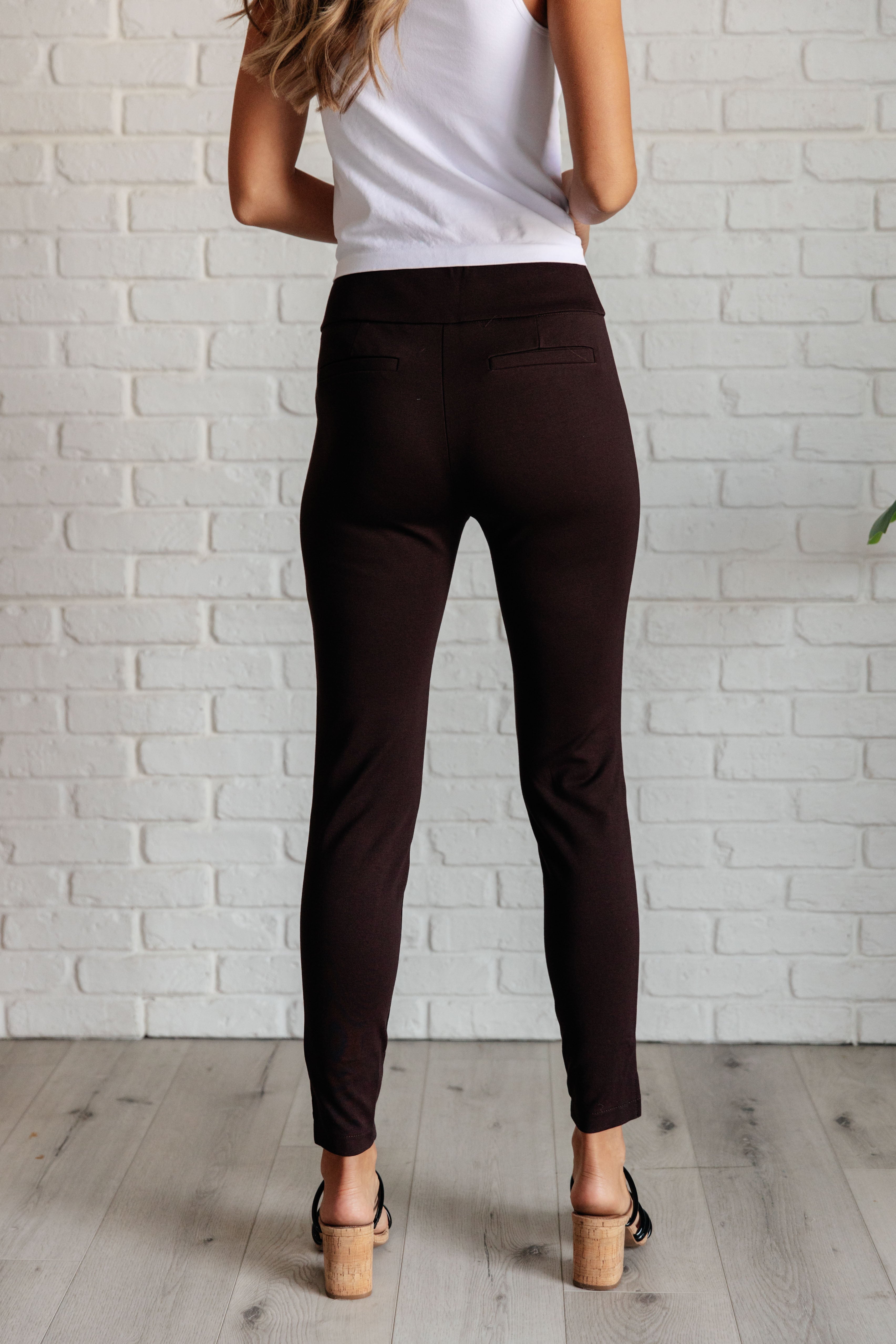 Dear Scarlett Magic Skinny 28" Pants in Chocolate Pants