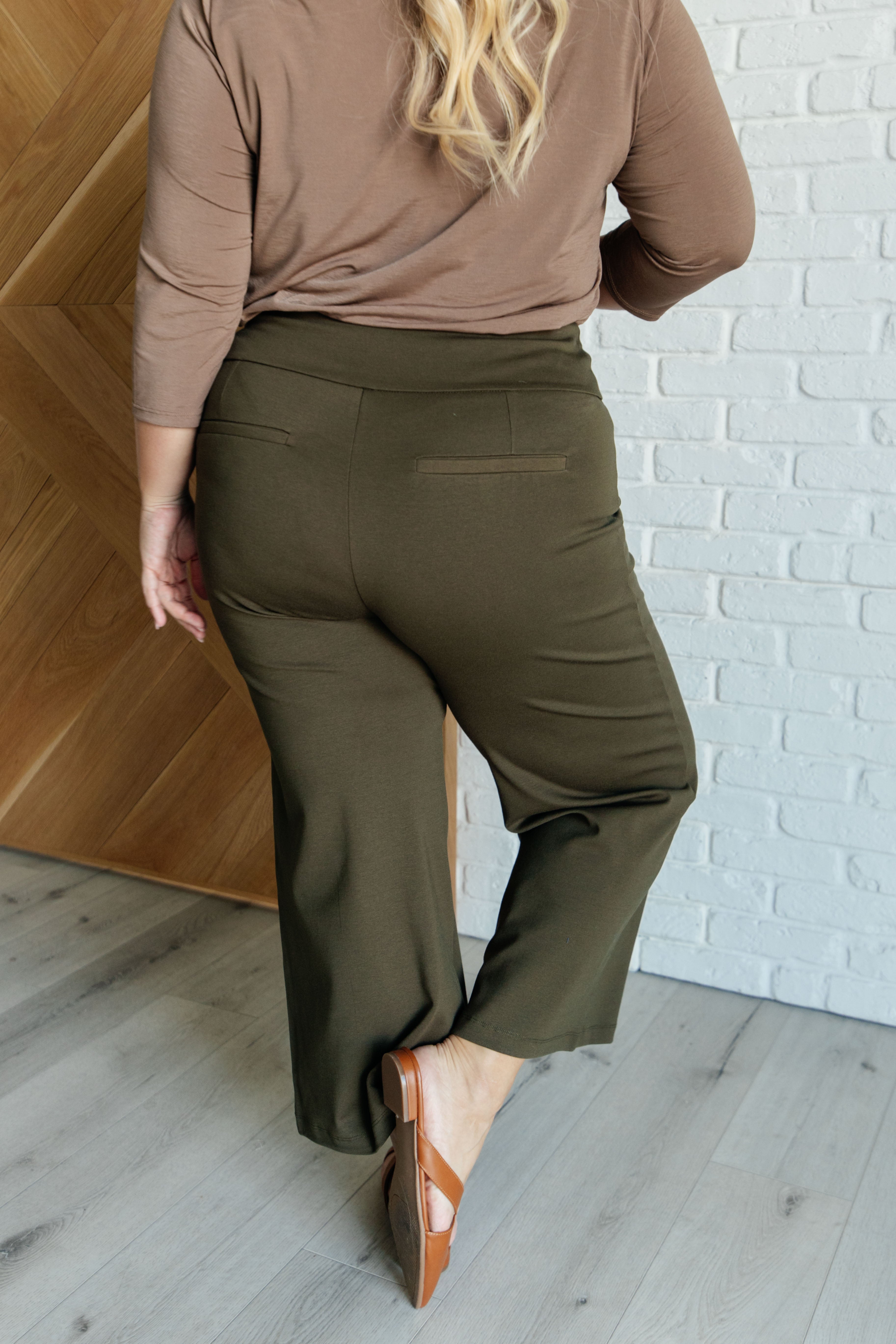 Dear Scarlett Magic Wide Leg Crop Pants in Olive Pants