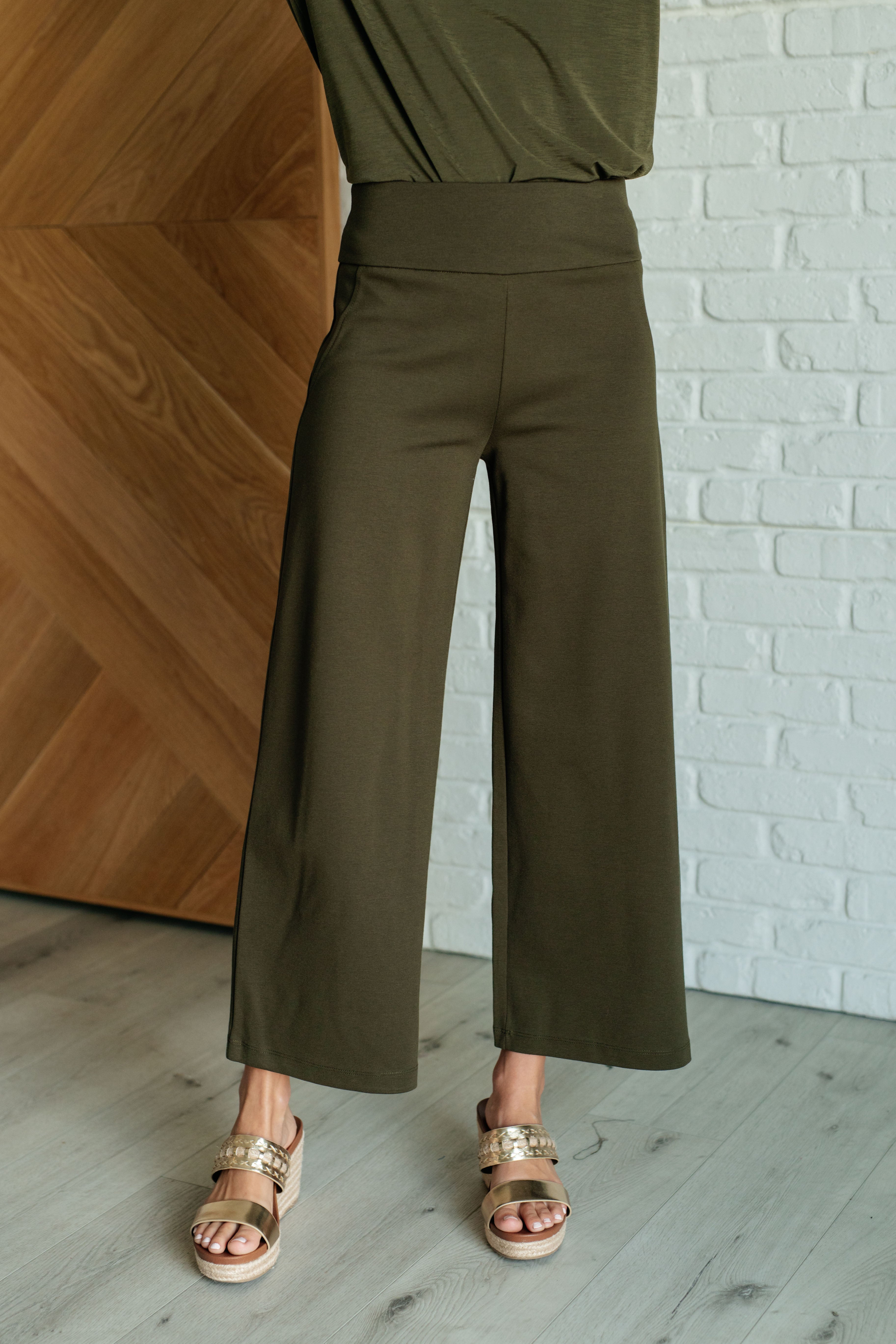 Dear Scarlett Magic Wide Leg Crop Pants in Olive 3XL Pants