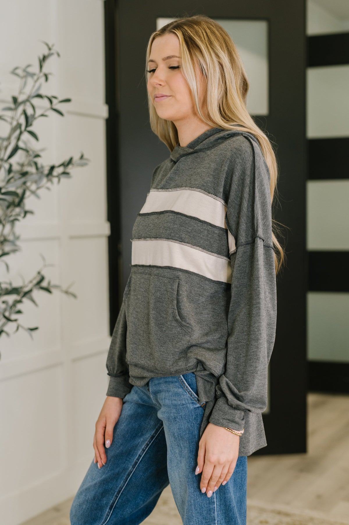 Nice to Meet Me Pullover Hoodie Womens