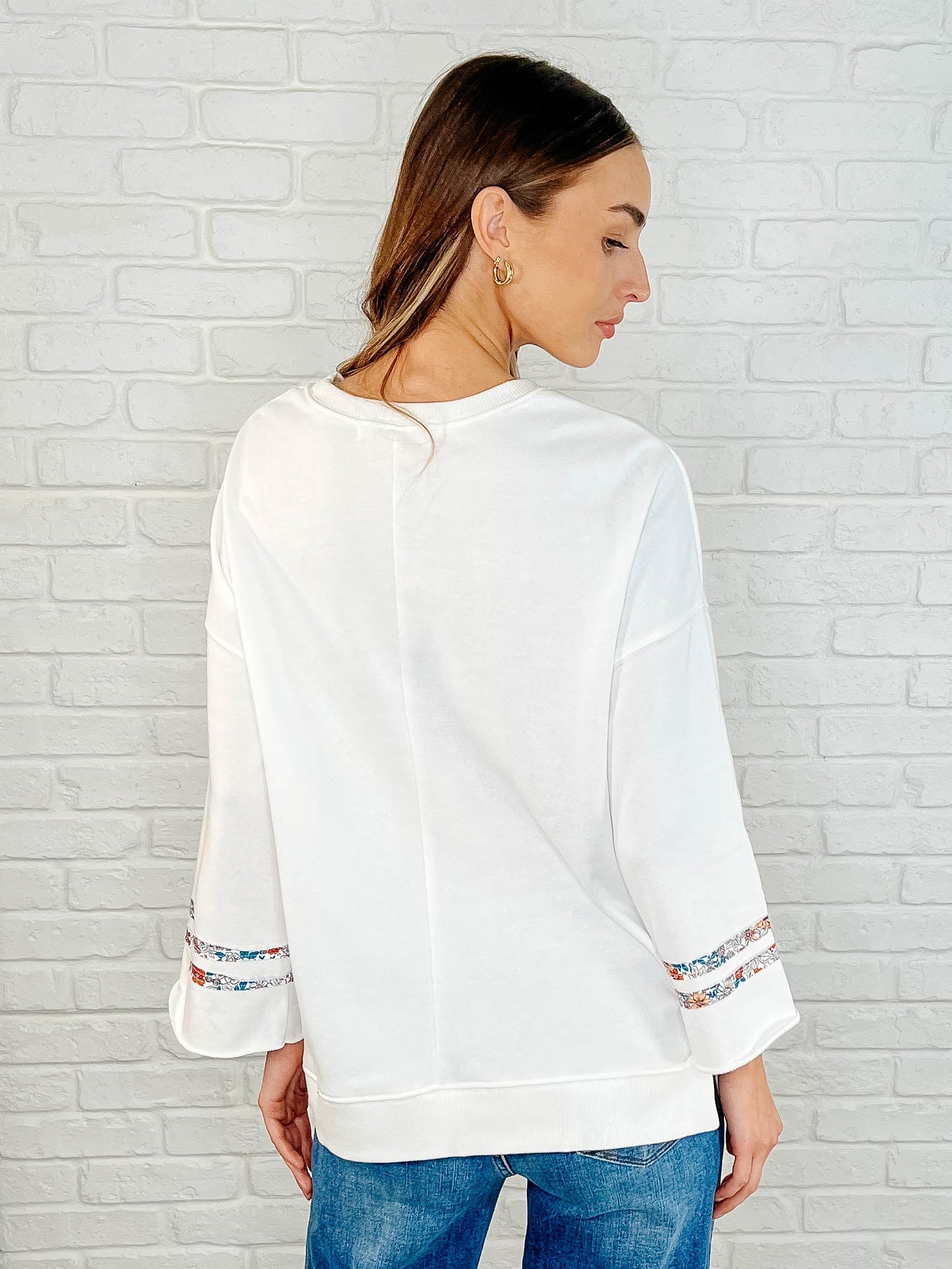 One Eleven North Peace, Love, and Flowers Peace Sign Top Womens