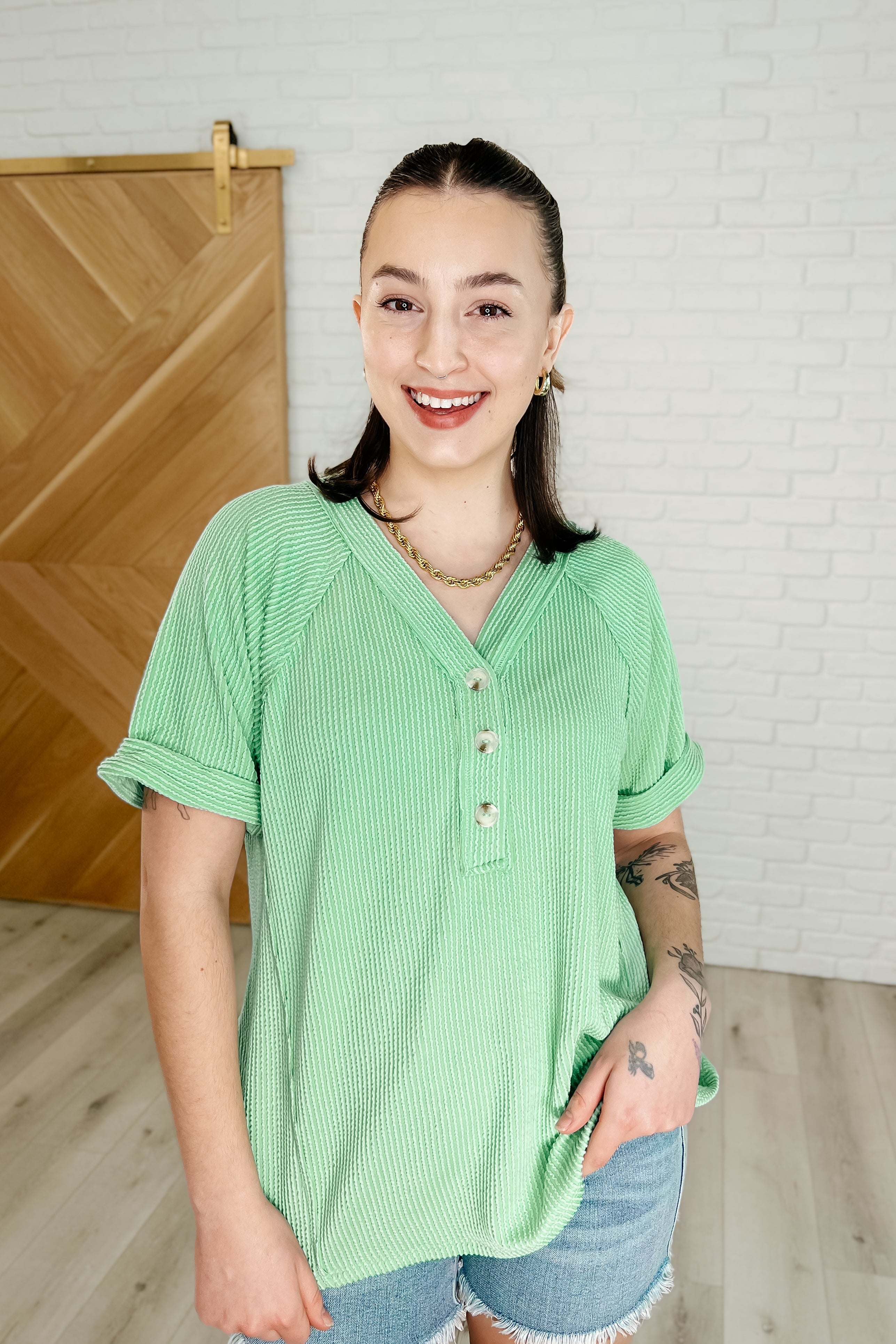 Andree By Unit Plain and Sassy Corded Ribbed V-Neck Tee in Mint Green Womens