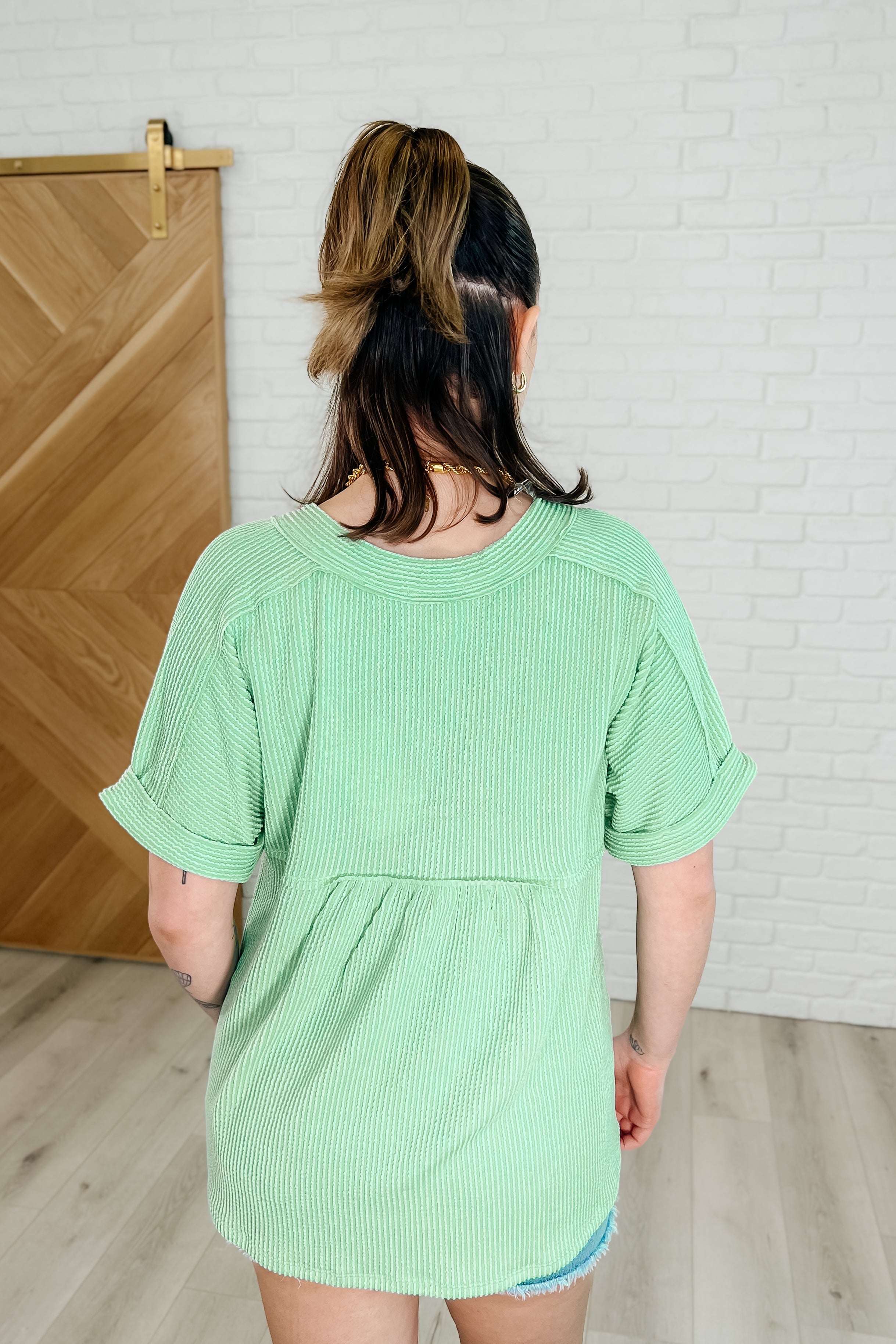 Andree By Unit Plain and Sassy Corded Ribbed V-Neck Tee in Mint Green Womens