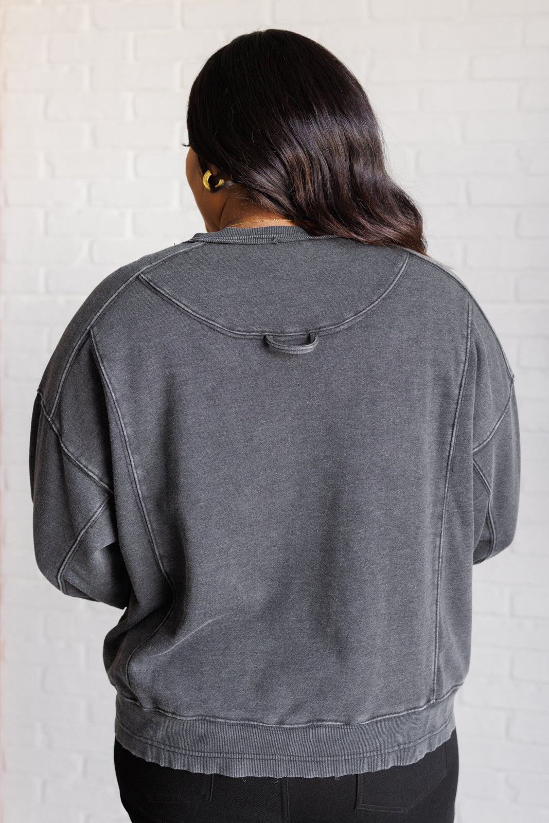 Rae Mode Quick Fix Mineral Wash Crew Neck Pullover in Black Shirts & Tops