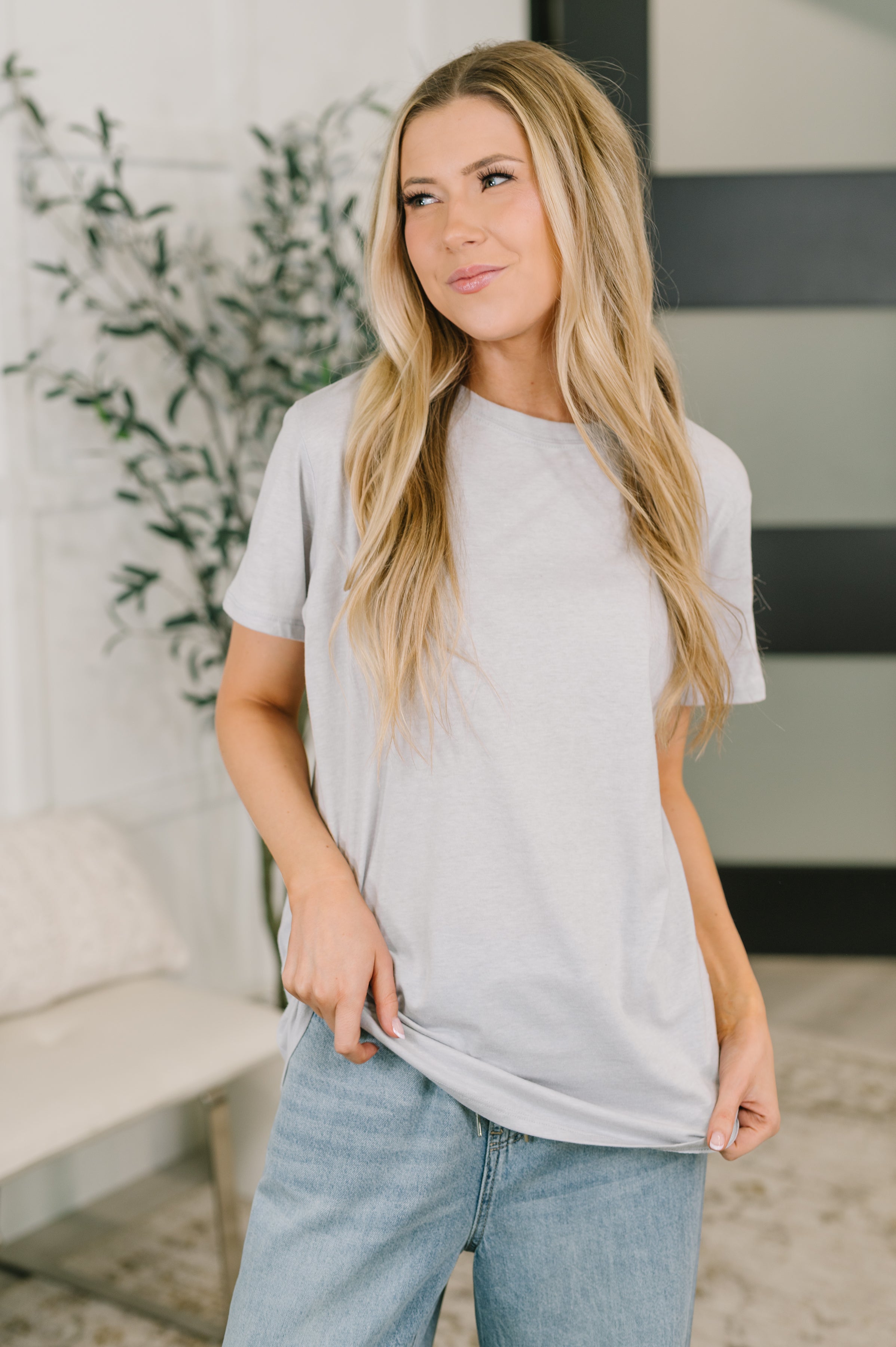 Zenana Rest Assured Basic Relaxed Tee in Heather Grey Womens