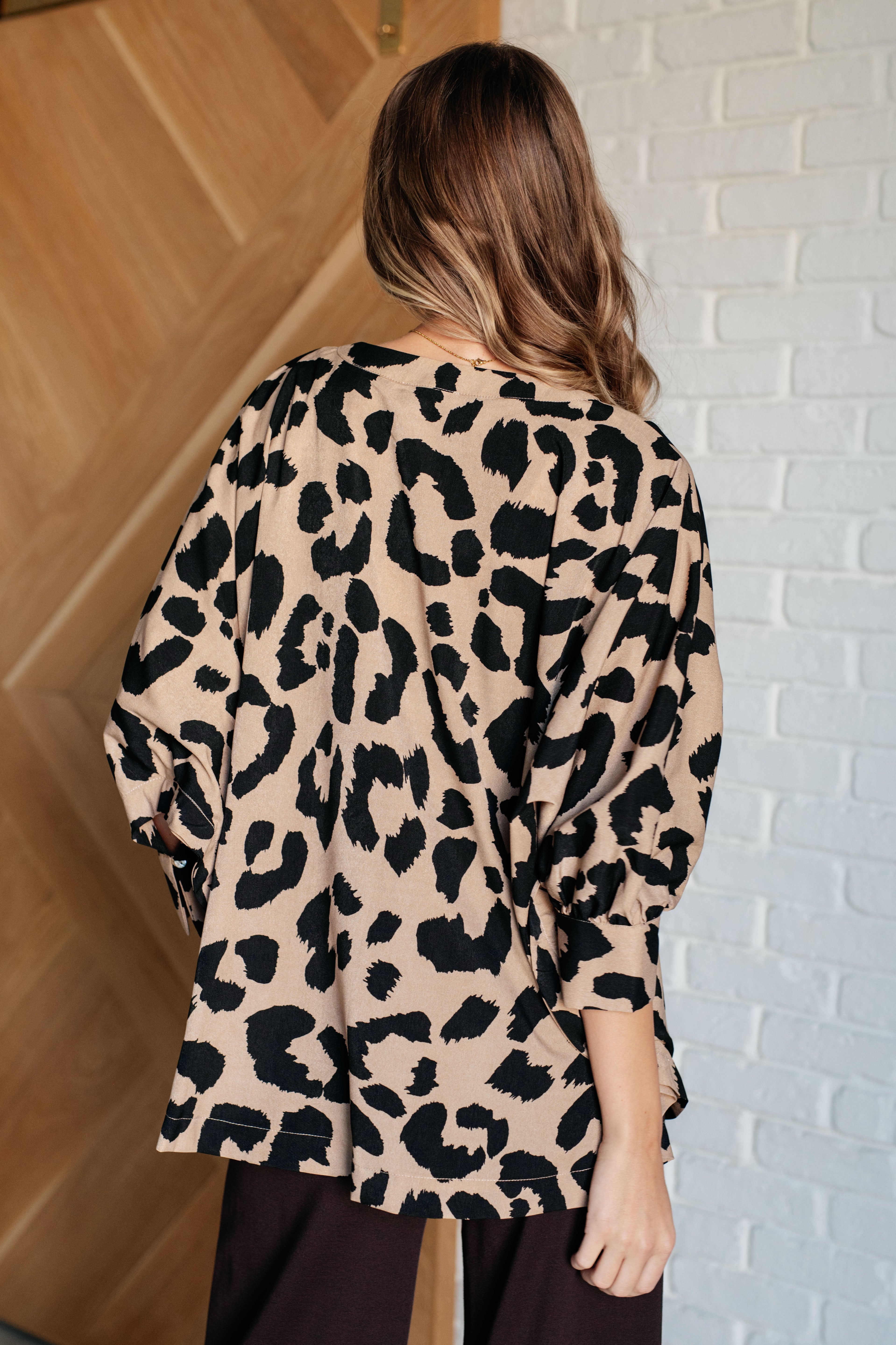 Jodifl She's Got Eyes of Gold Batwing Leopard Print Blouse Shirts & Tops