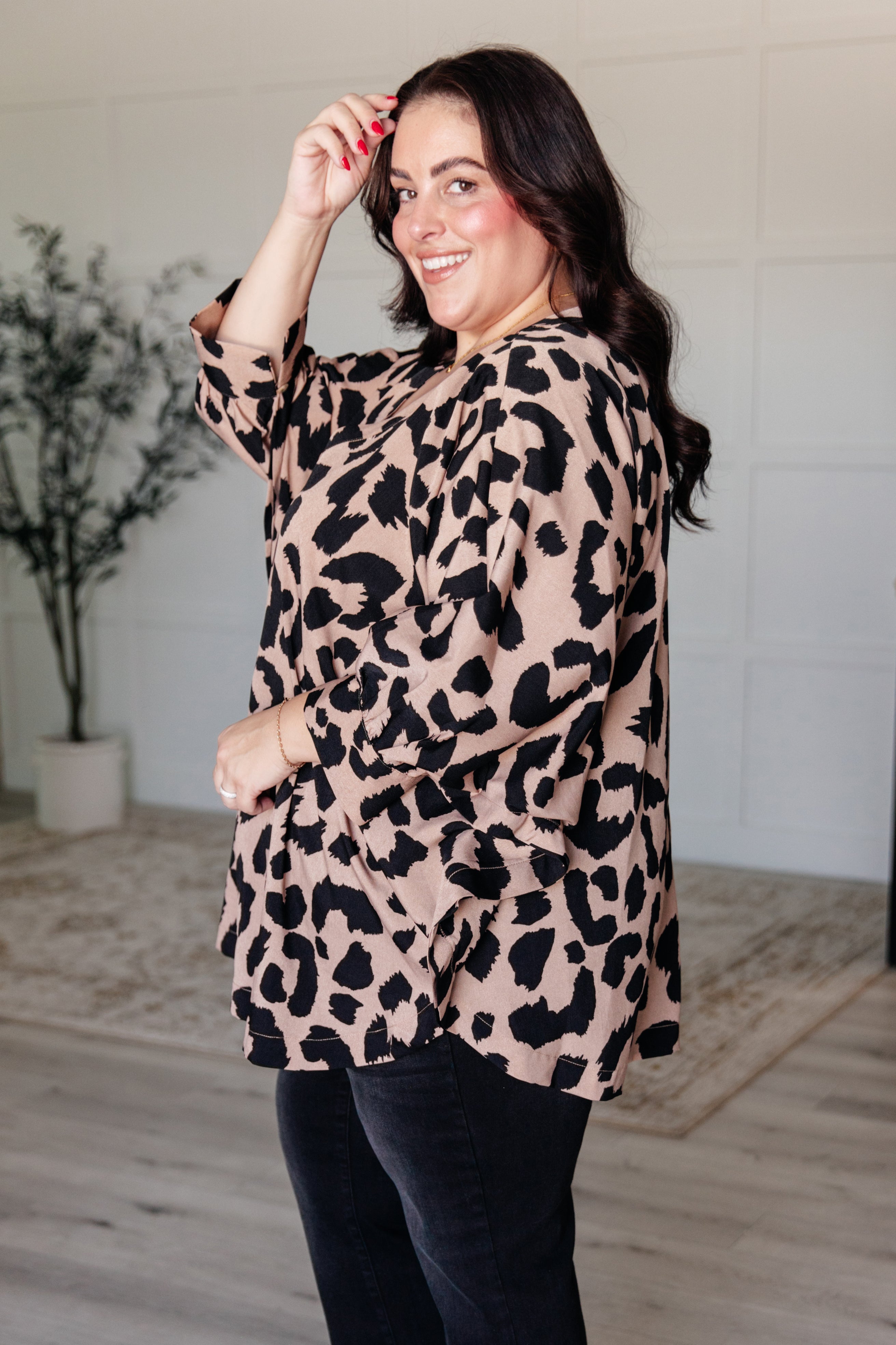 Jodifl She's Got Eyes of Gold Batwing Leopard Print Blouse Shirts & Tops