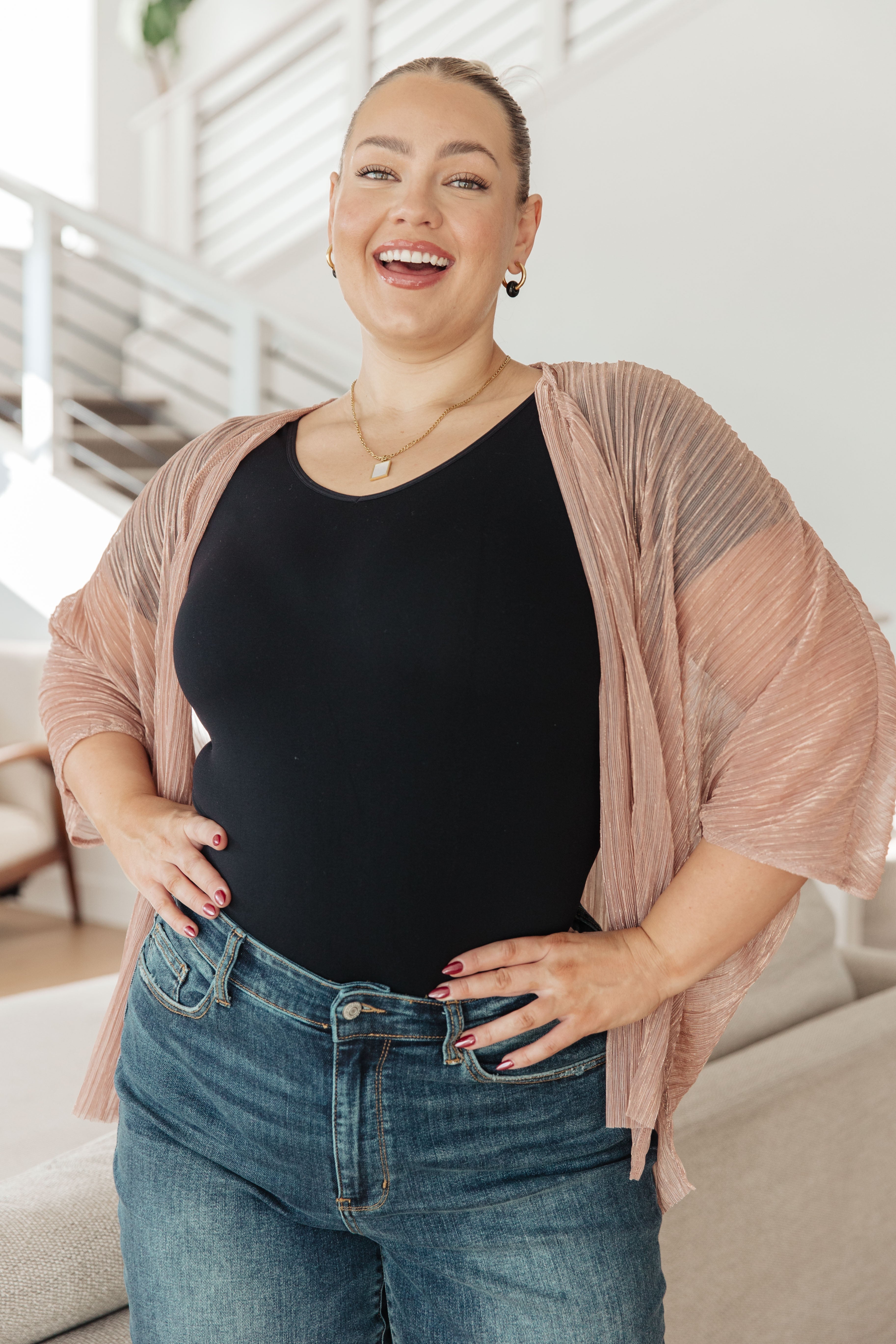 Annie Wear Sheer Signs Taupe Accordion Shimmer Pleat Kimono Layers