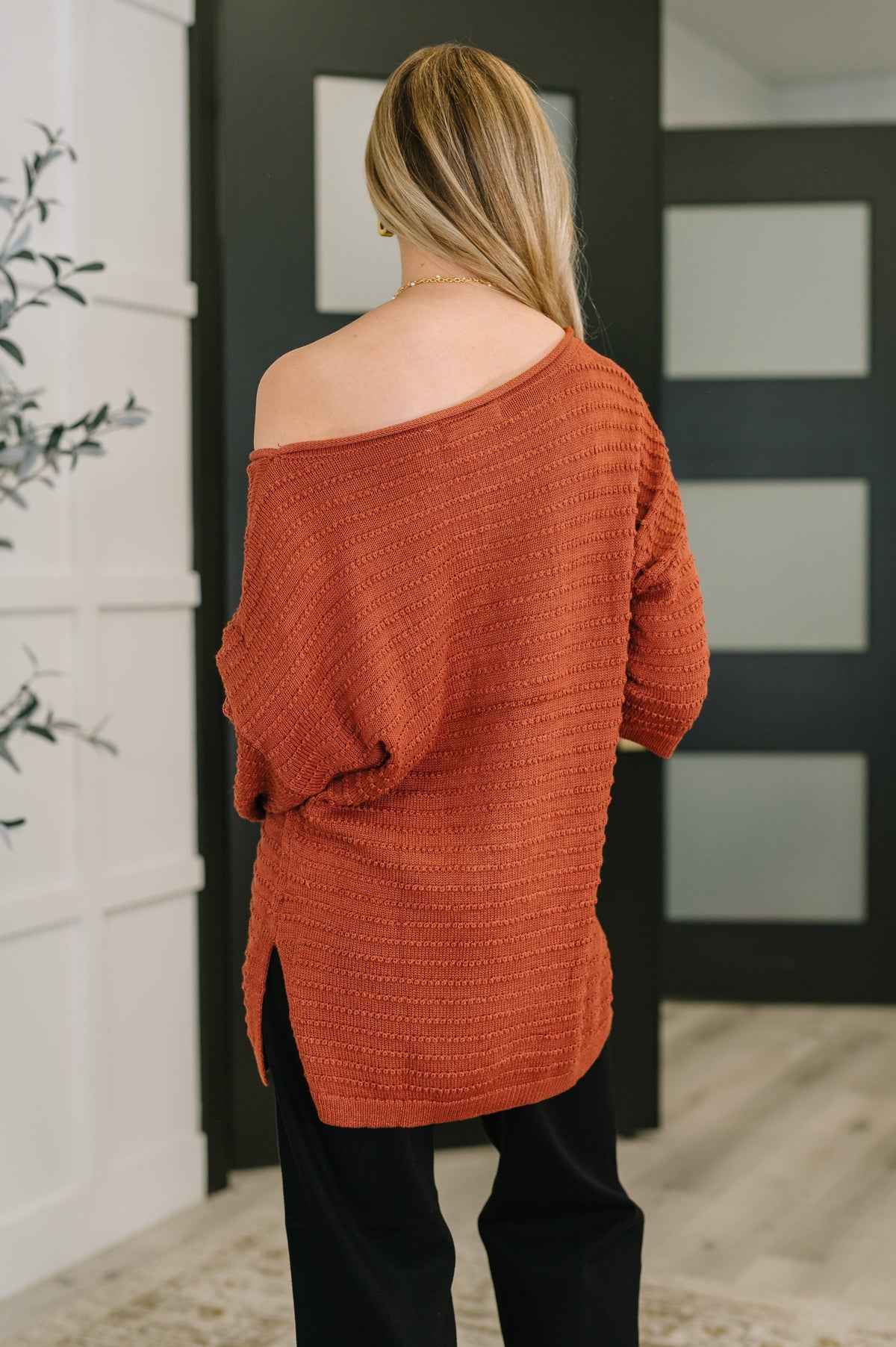 One Eleven North Slouchy Gal Off Shoulder Textured Top Womens