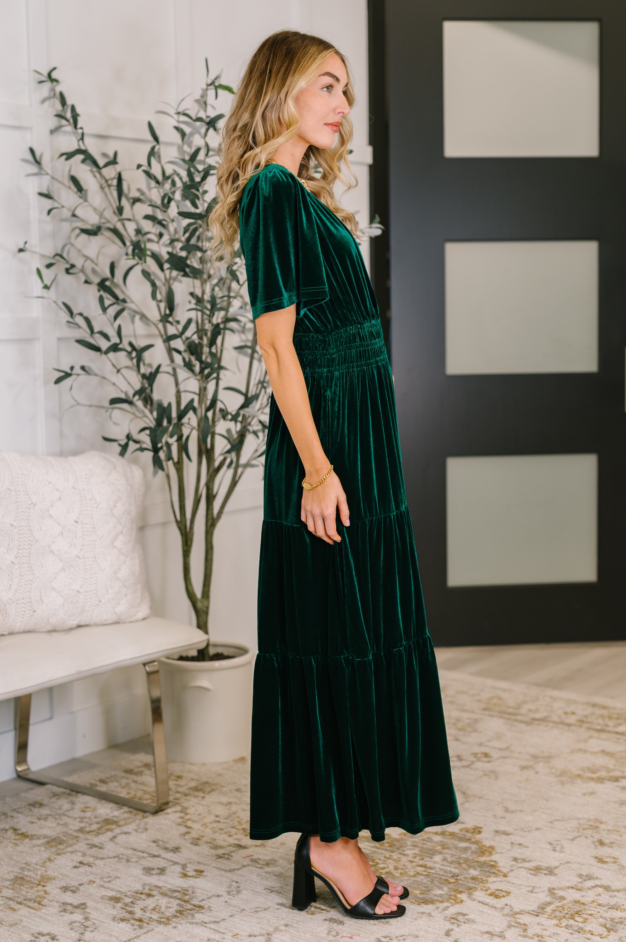 One Eleven North Softest Touch Velvet Tiered Emerald Green Dress Womens