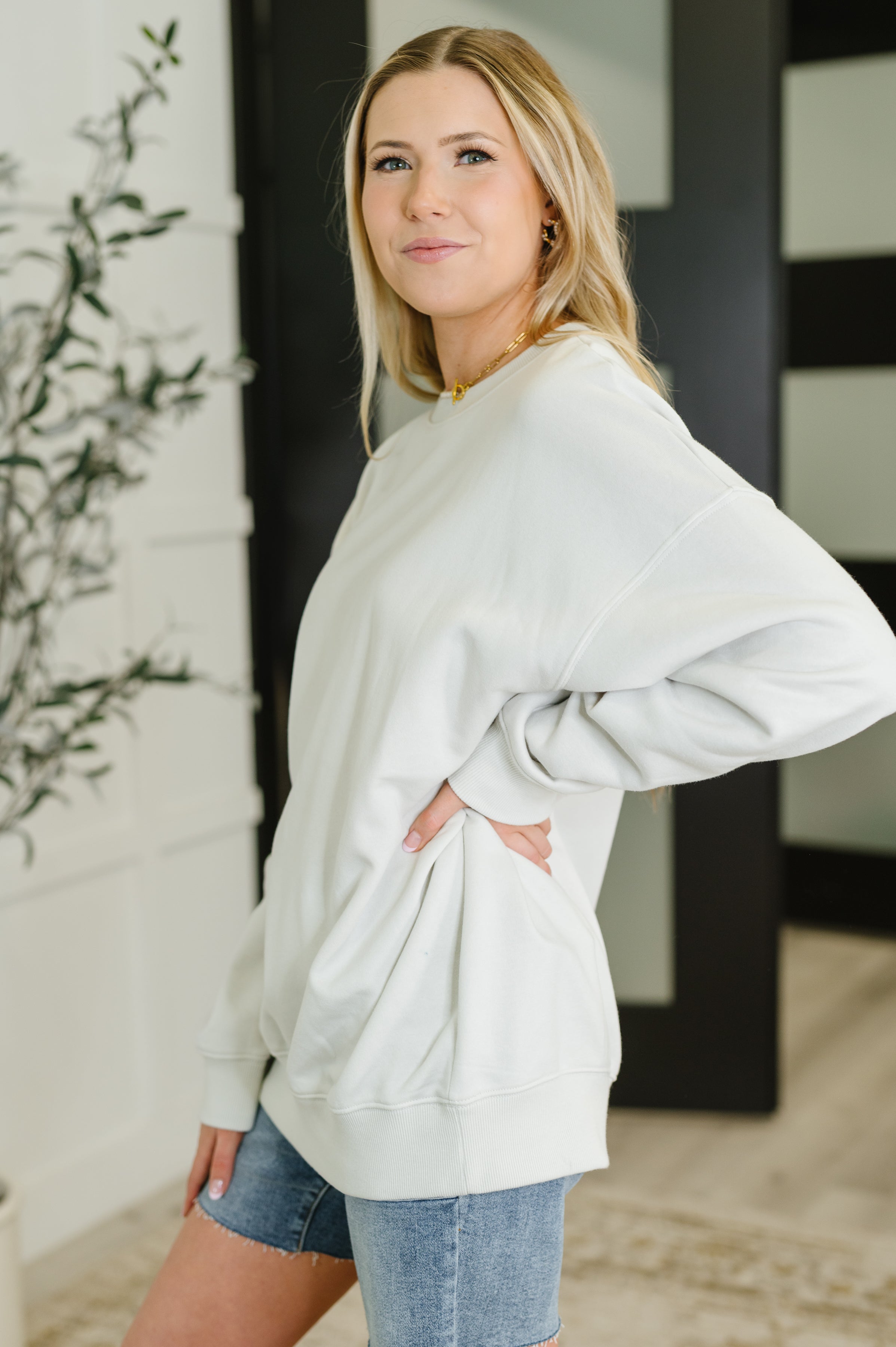 Zenana Sunday Snug Relaxed Pullover in Bone Womens