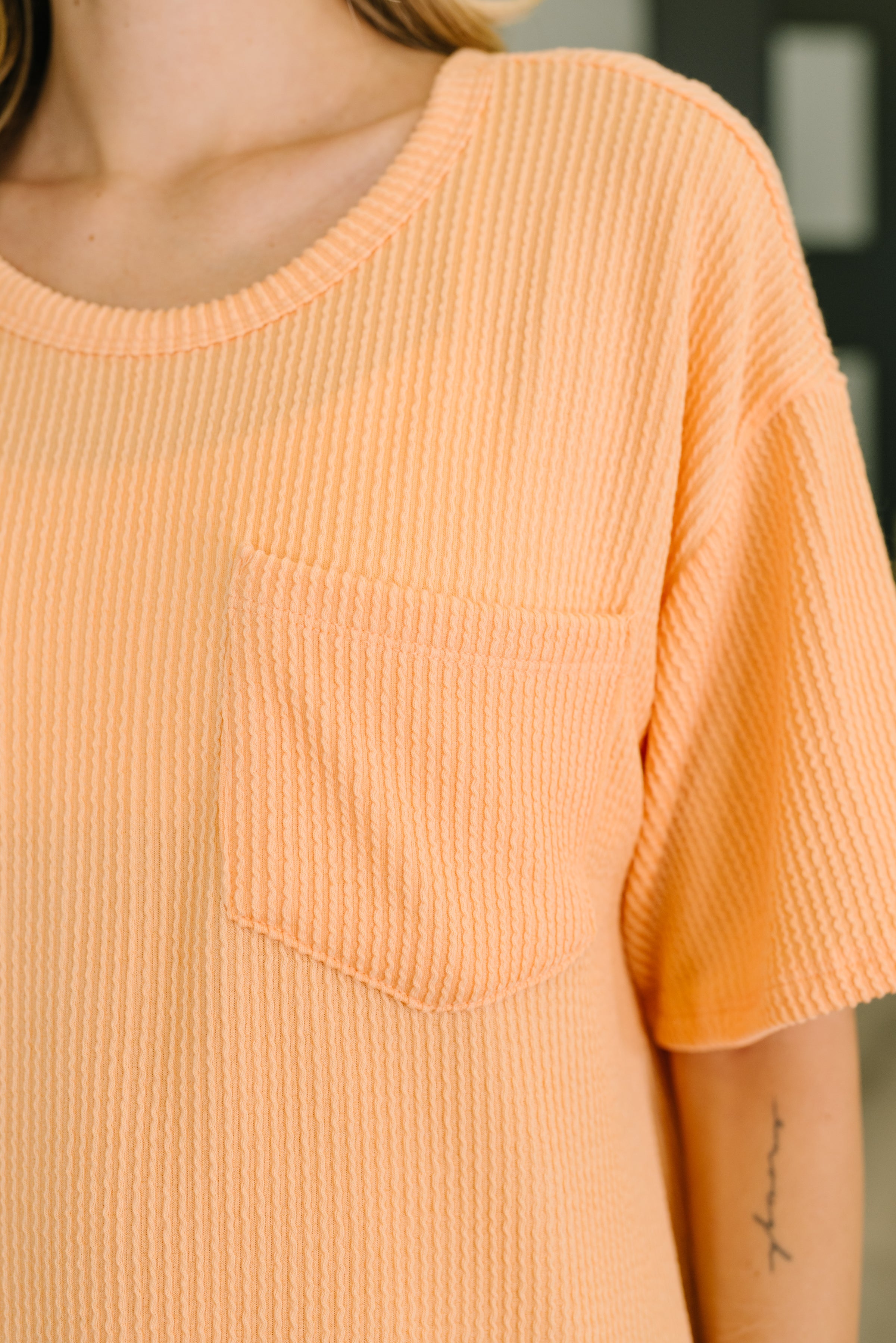 Andree by Unit The Go-To Tee in Apricot Bliss Womens