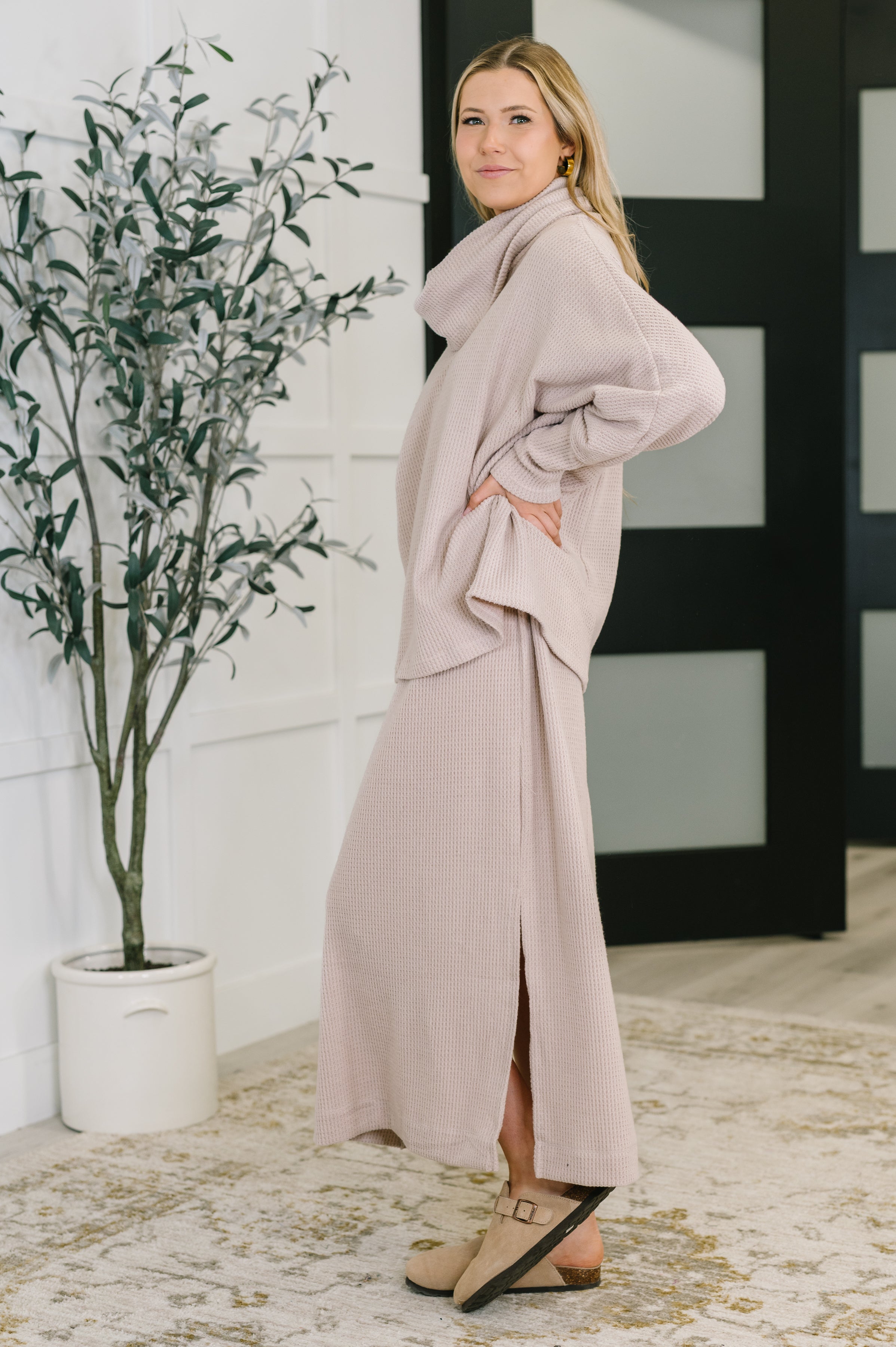 Dear Scarlett The Wander Lust Set in Oatmeal Womens