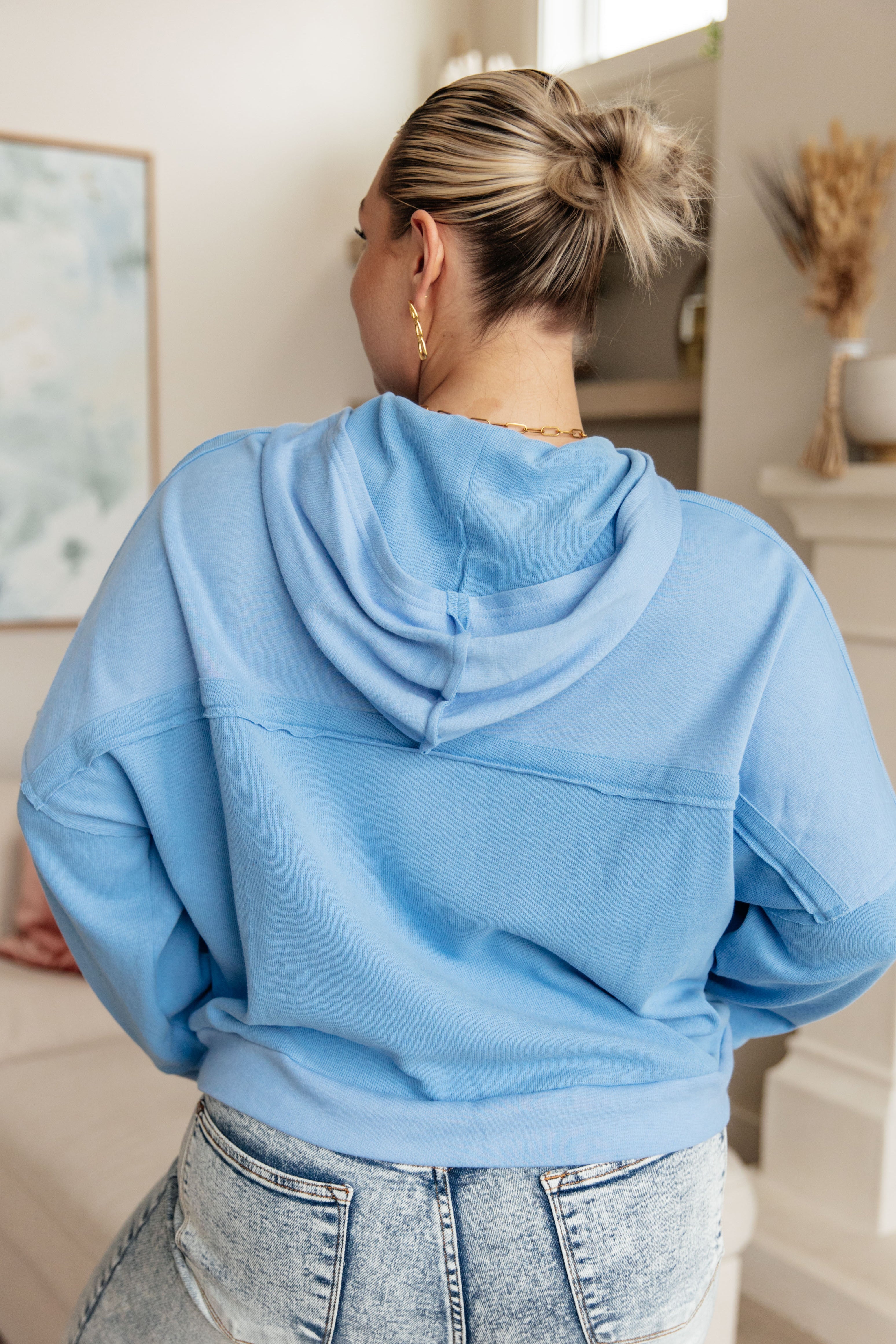 One Eleven North Throwback Heartthrob Hoodie in Sky Tops