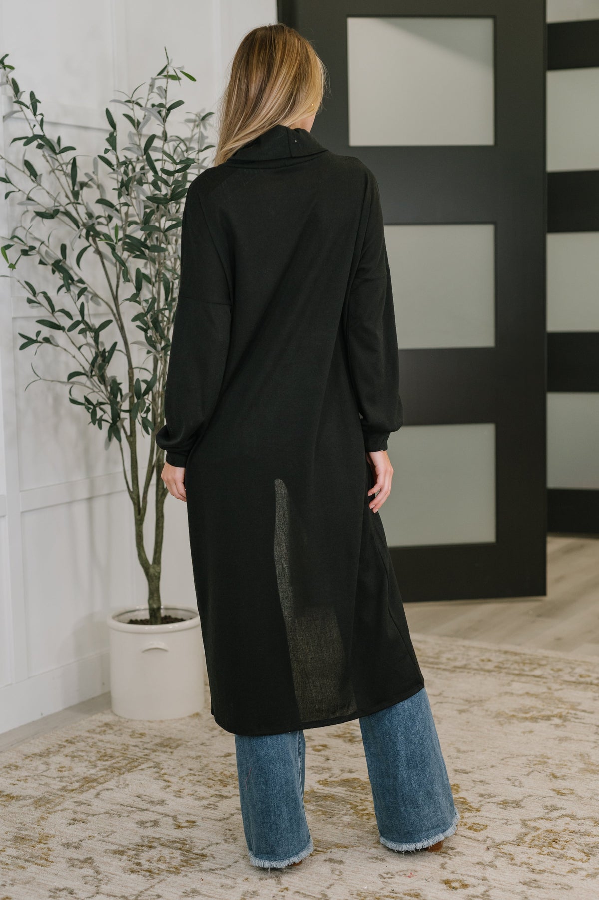 Dear Scarlett Travel City Scape Turtle Neck Tunic in Black Tops