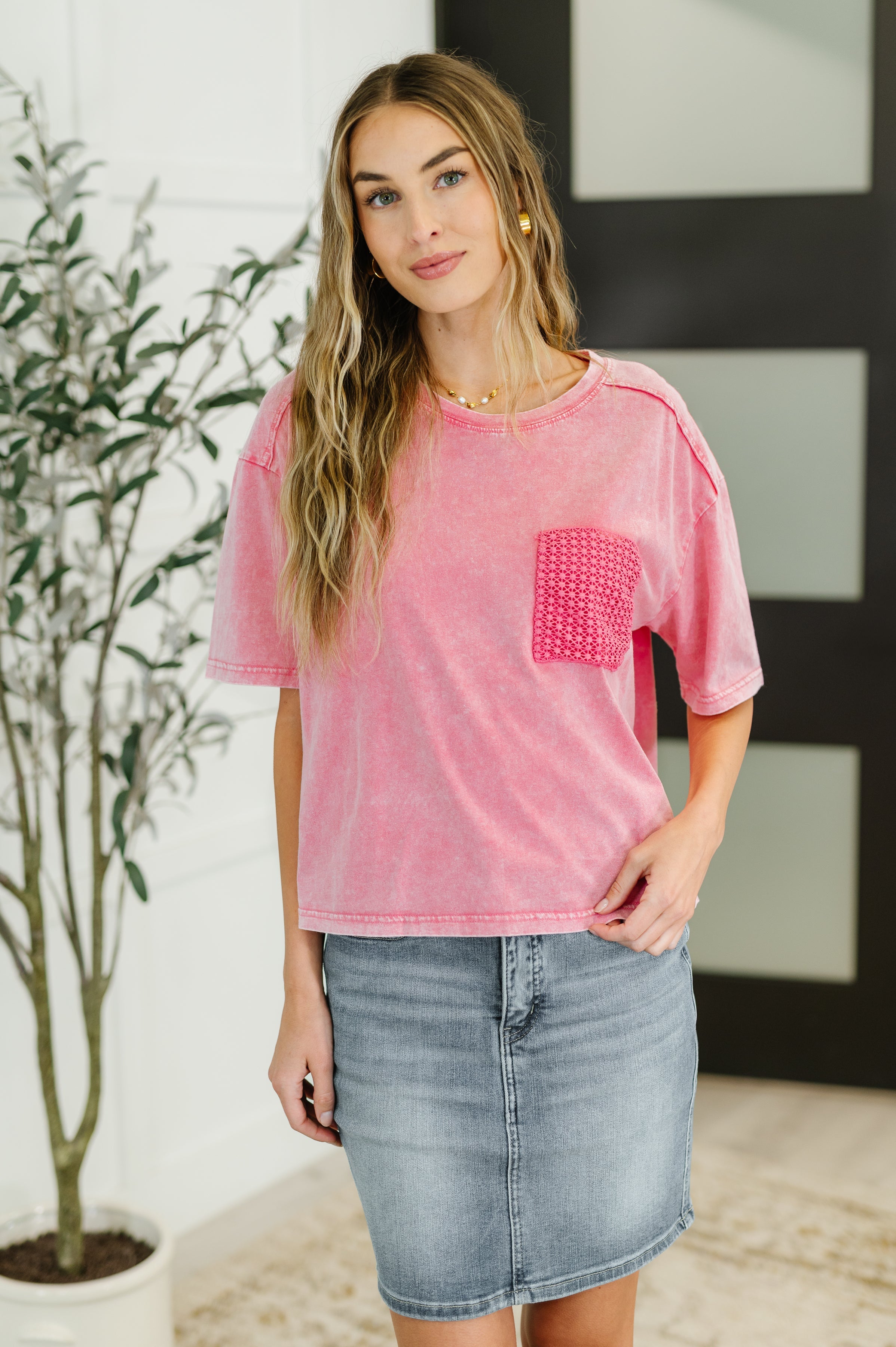 One Eleven North Who's That Girl Crochet Pocket T-Shirt Womens