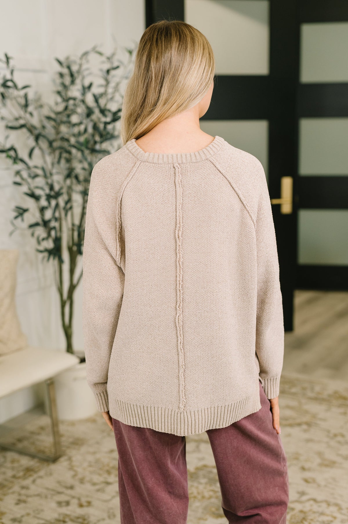 Zenana Words Of Wisdom Raglan Sleeve Sweater in Mocha Womens