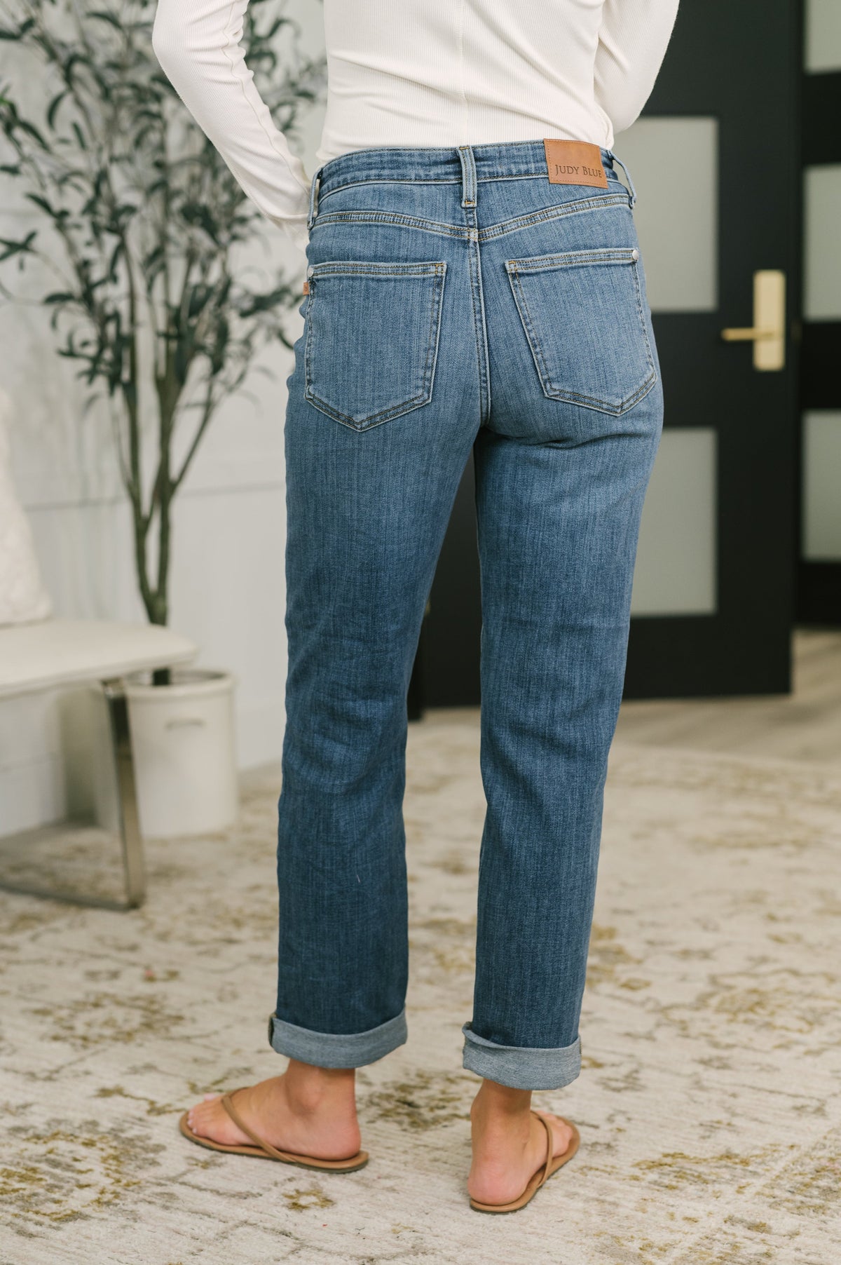 Zoey Mid Rise Billie Boyfriend Jean in Everyday Indigo Womens