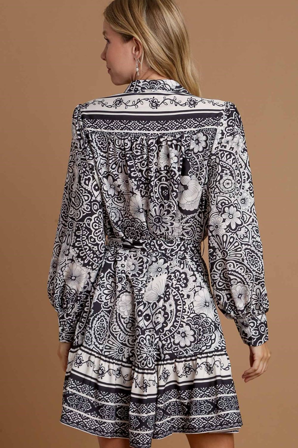 Umgee Black Two Tone Floral Border Print Tie Waist Mini Dress