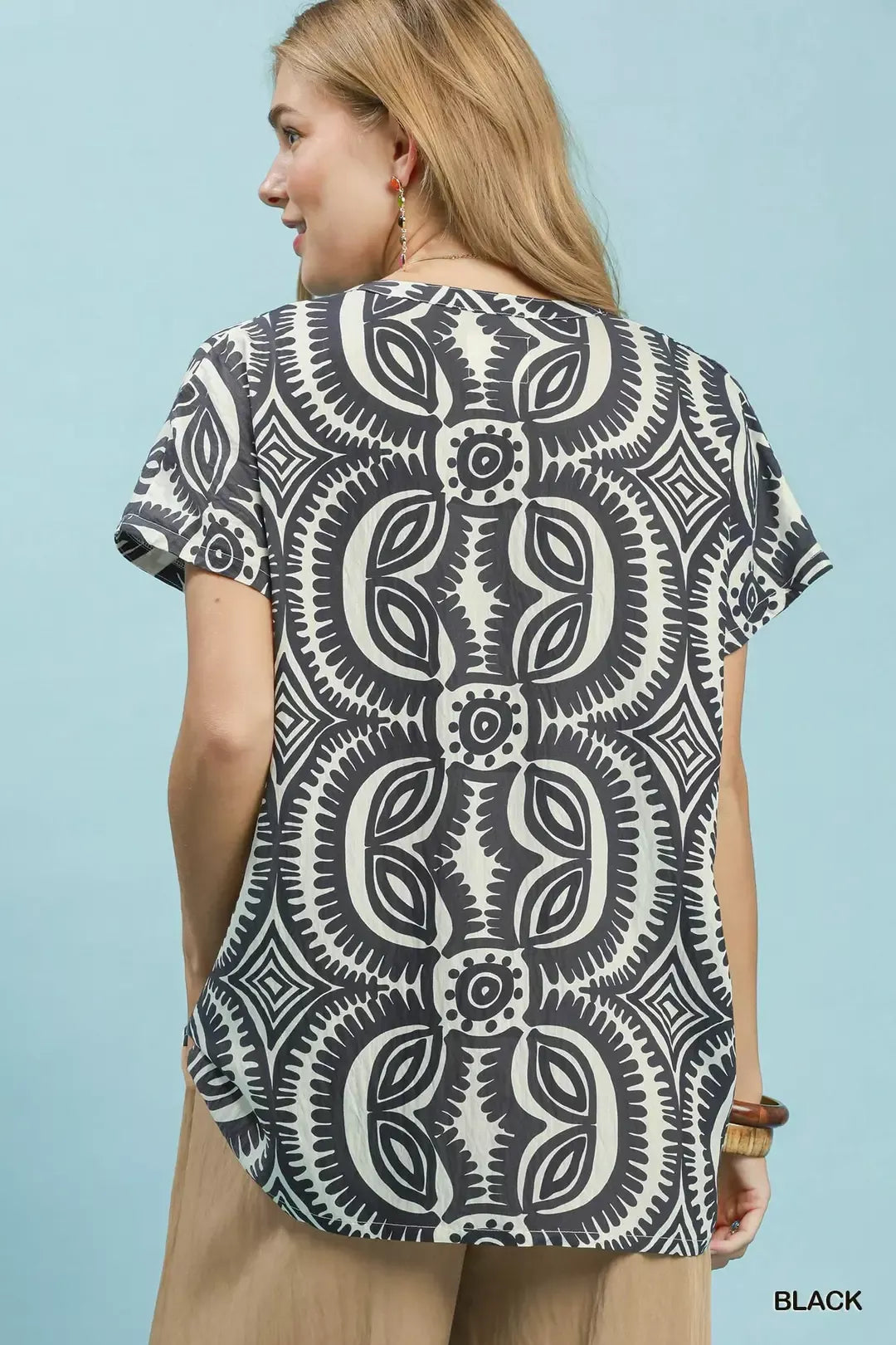 Umgee Black Geometric Print V-Neck Short Sleeve Top
