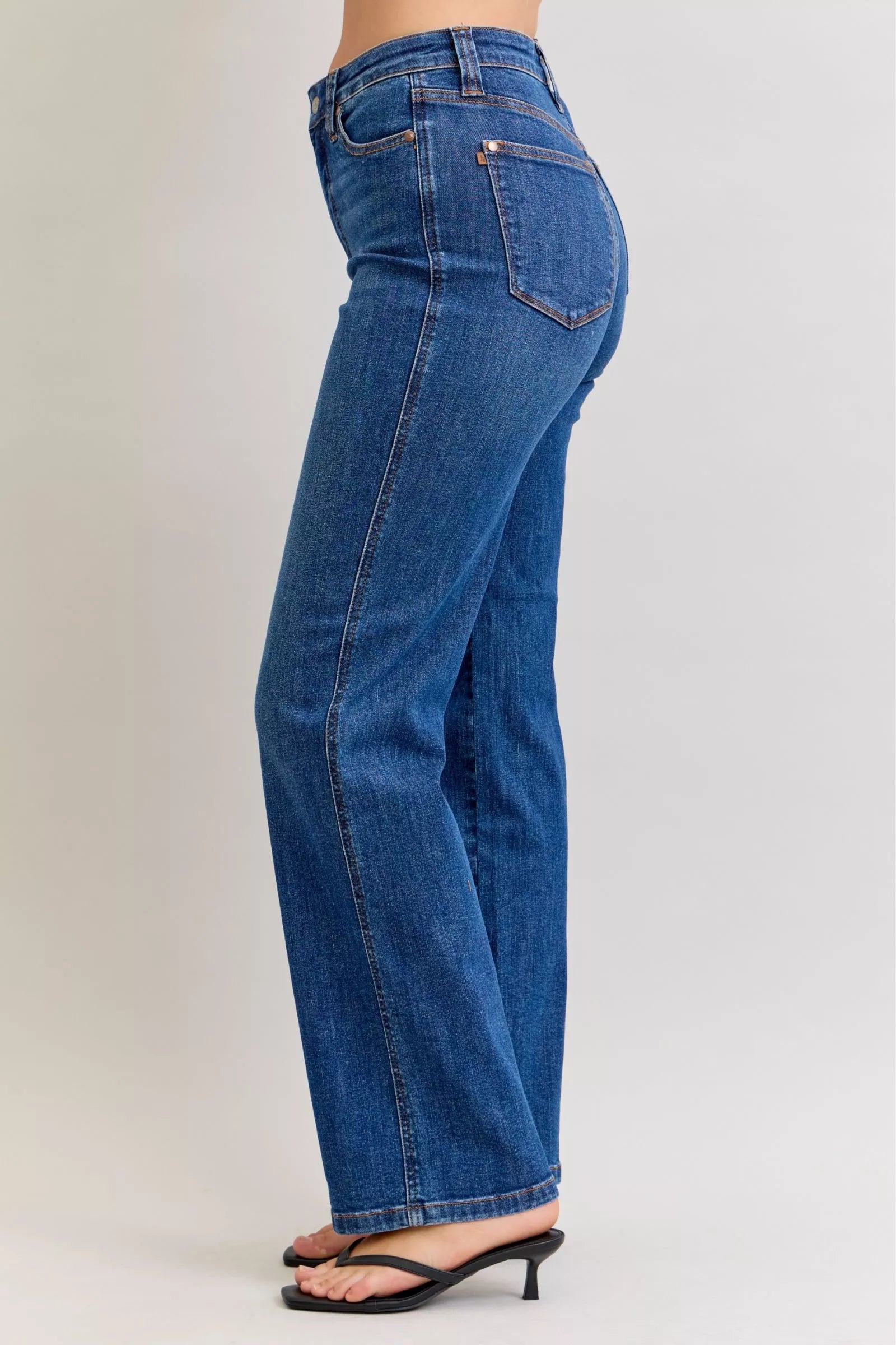 Judy Blue Medium Wash High Waist Tummy Control Straight Jeans