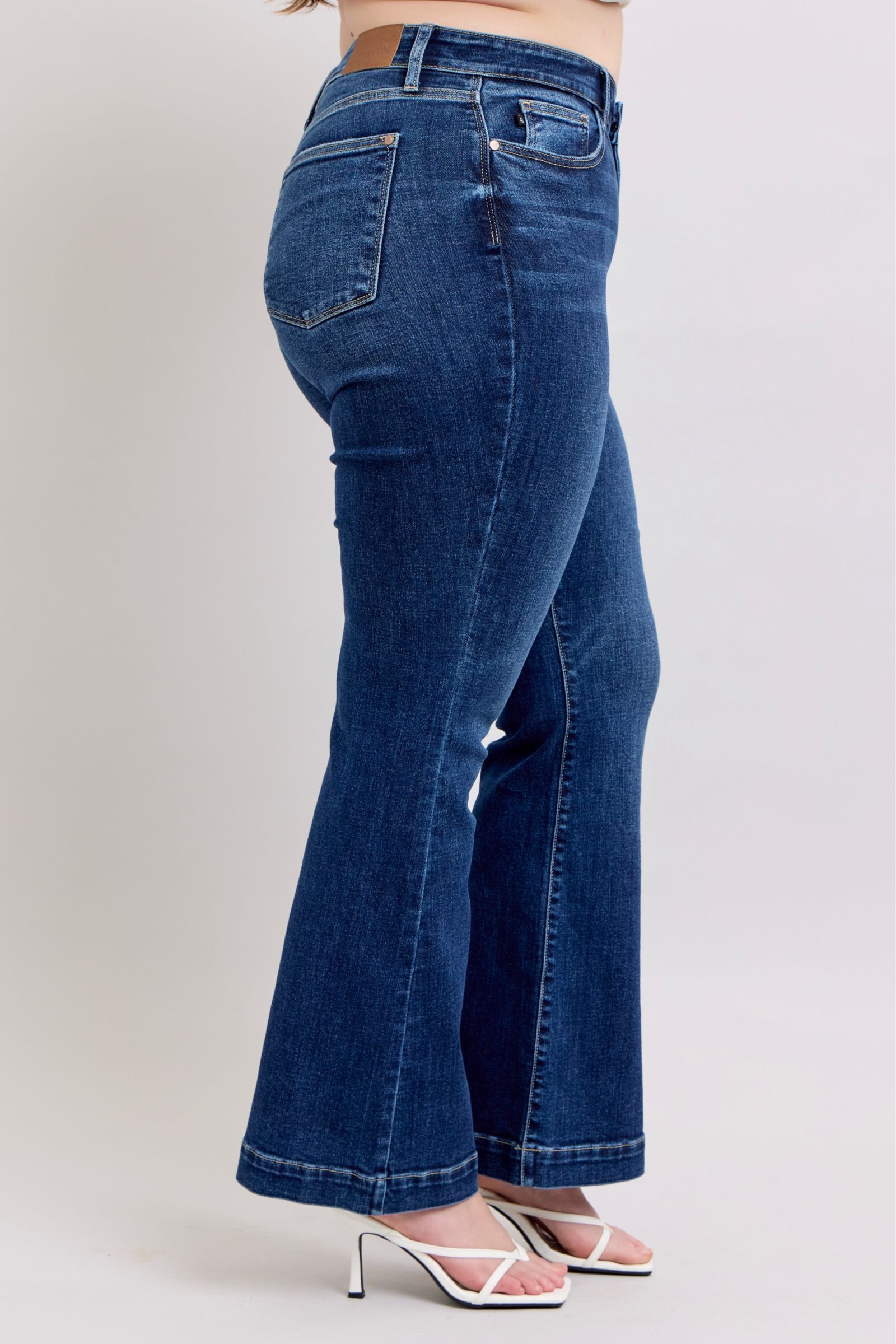 Judy Blue Dark Washed High Rise Flare Jeans with Pockets