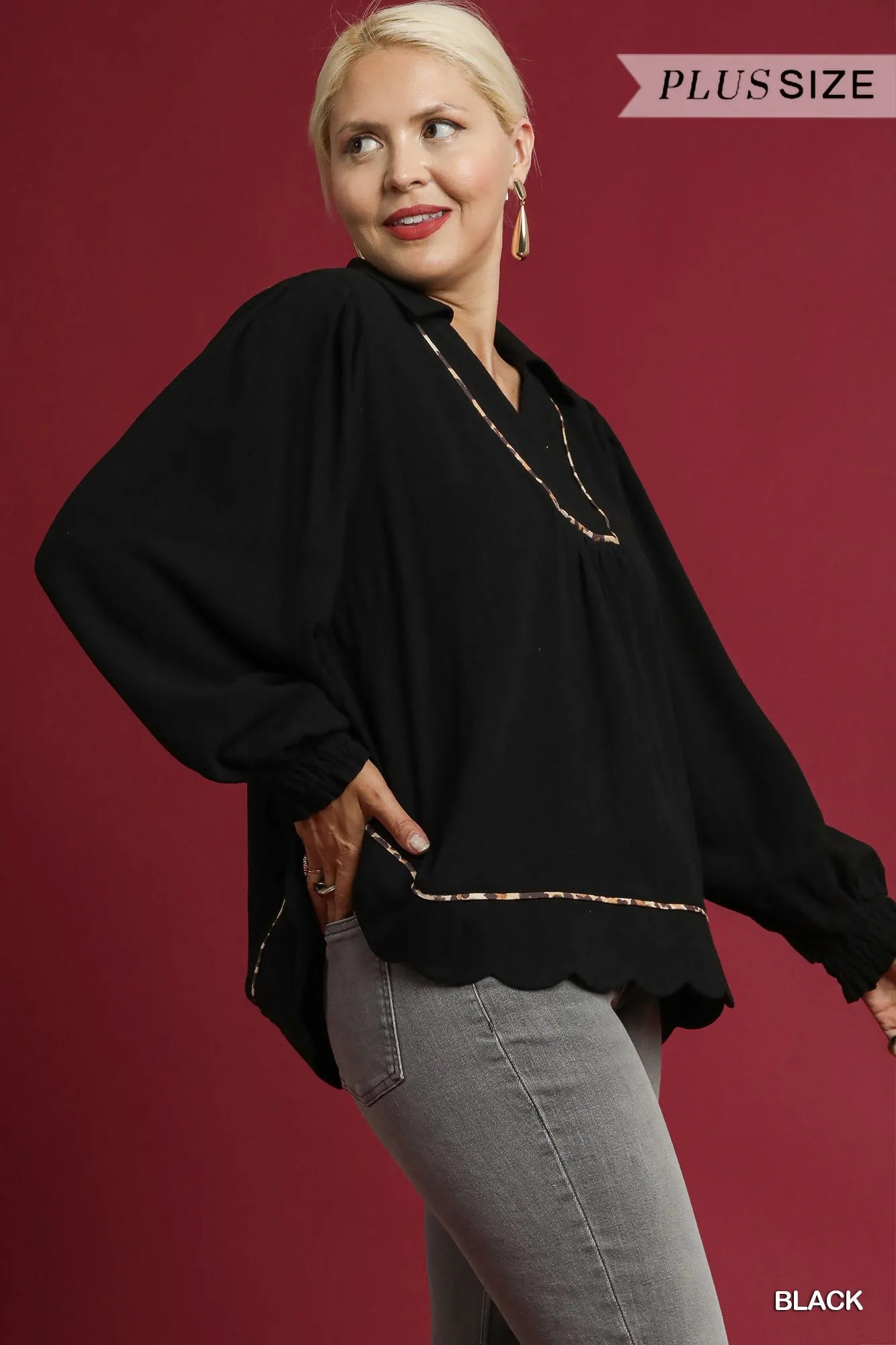 Umgee Black Linen Scallop Hem Blouse with Contrast Trim