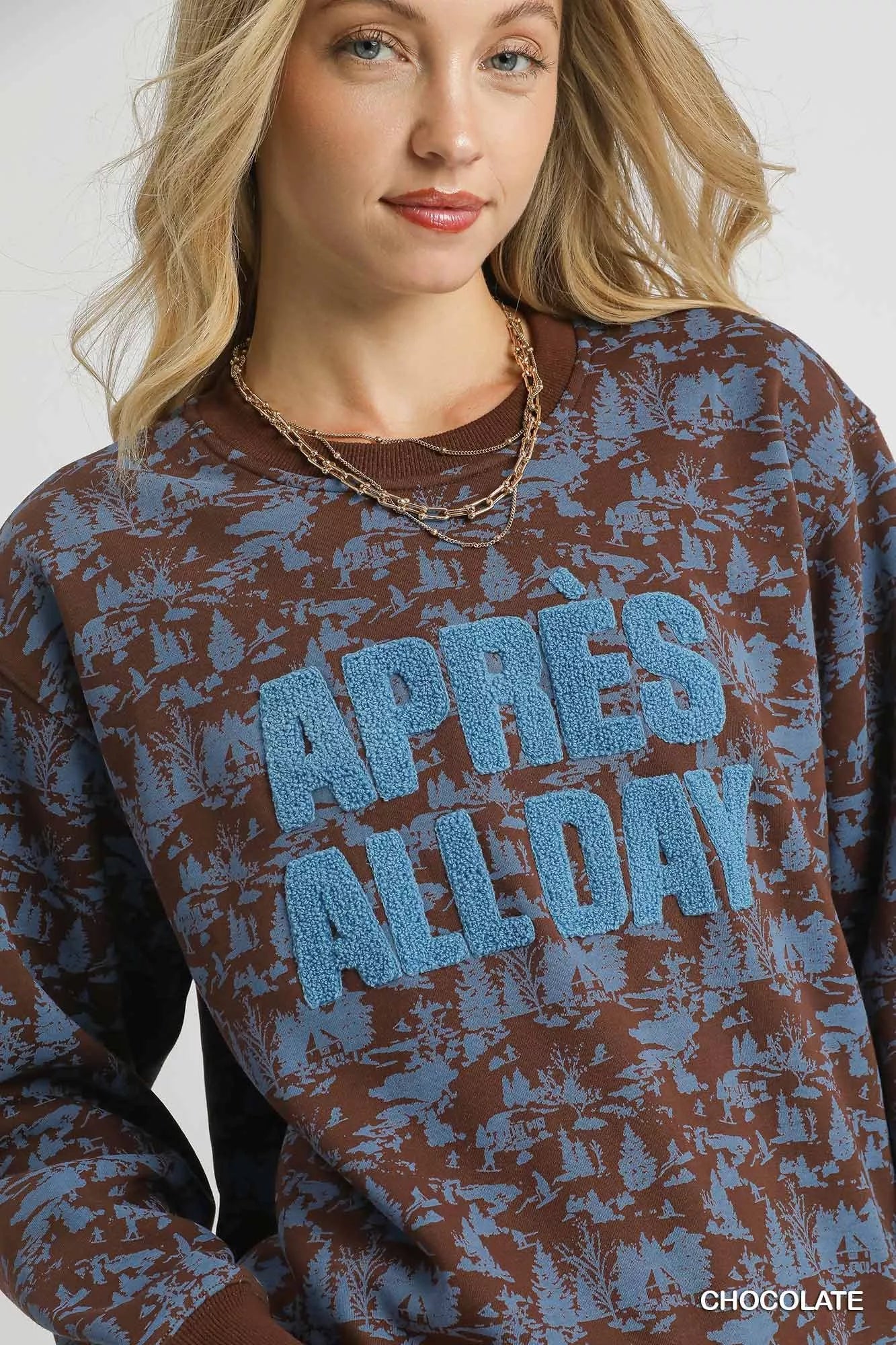 Umgee Chocolate Scenic Print "Après All Day" Cropped Sweatshirt