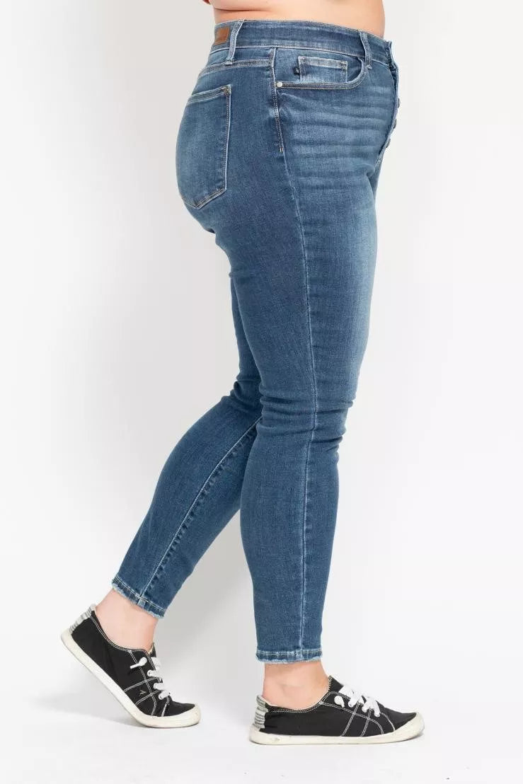 Judy Blue Medium Washed High Rise Button Fly Skinny Jeans