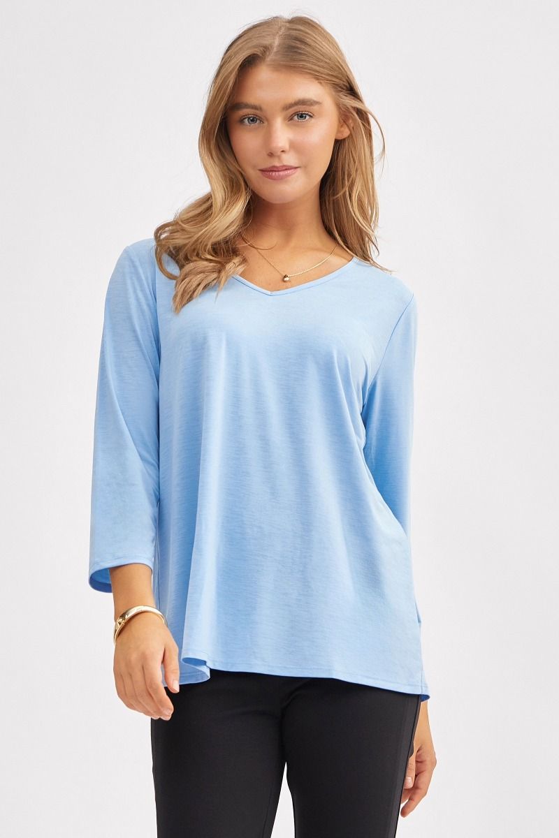 Dear Scarlett Signature Classic V-Neck Top Womens