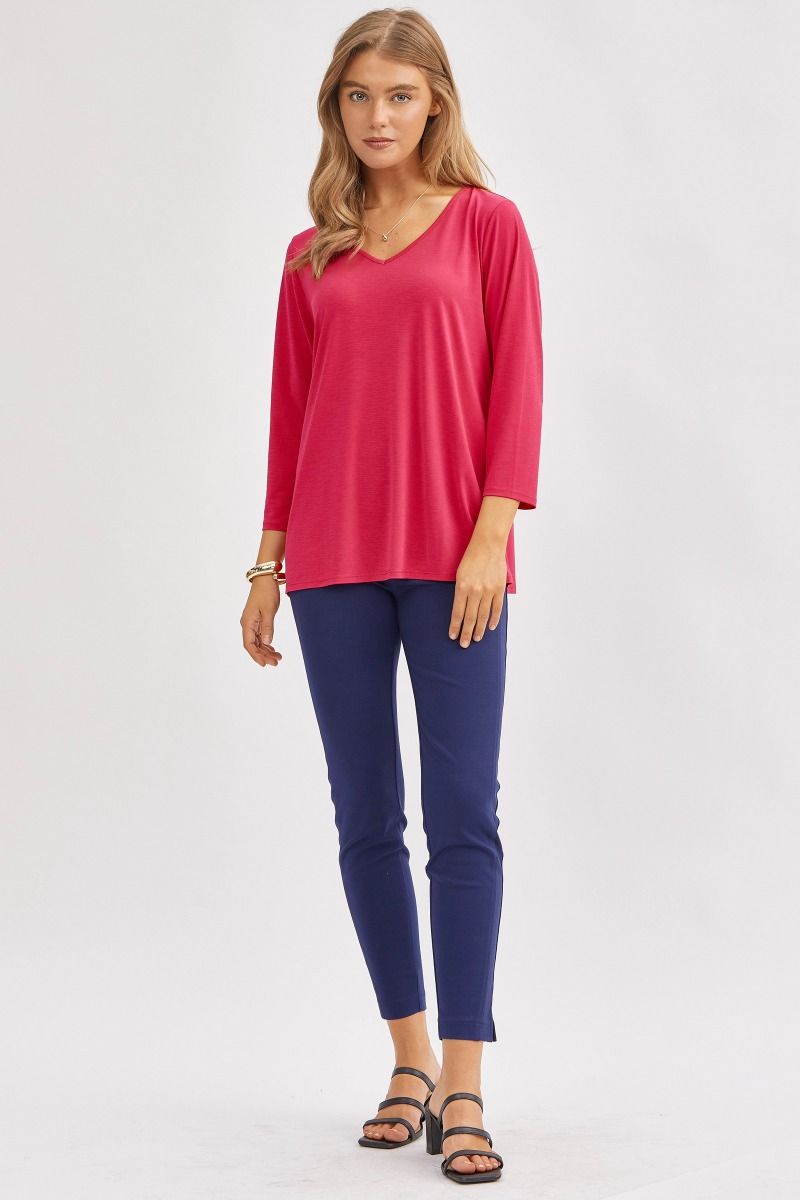 Dear Scarlett Signature Classic V-Neck Top Womens