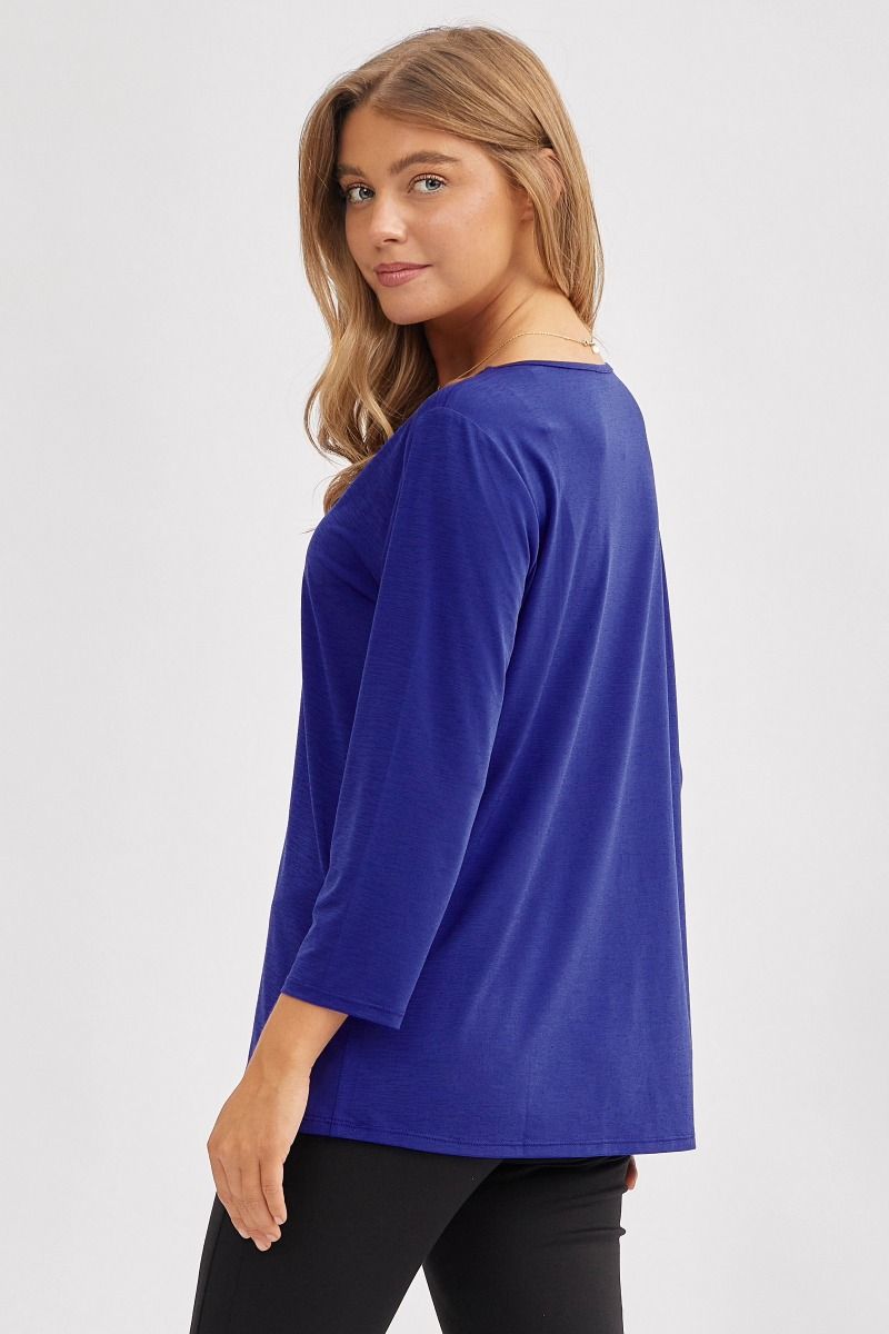 Dear Scarlett Signature Classic V-Neck Top Womens