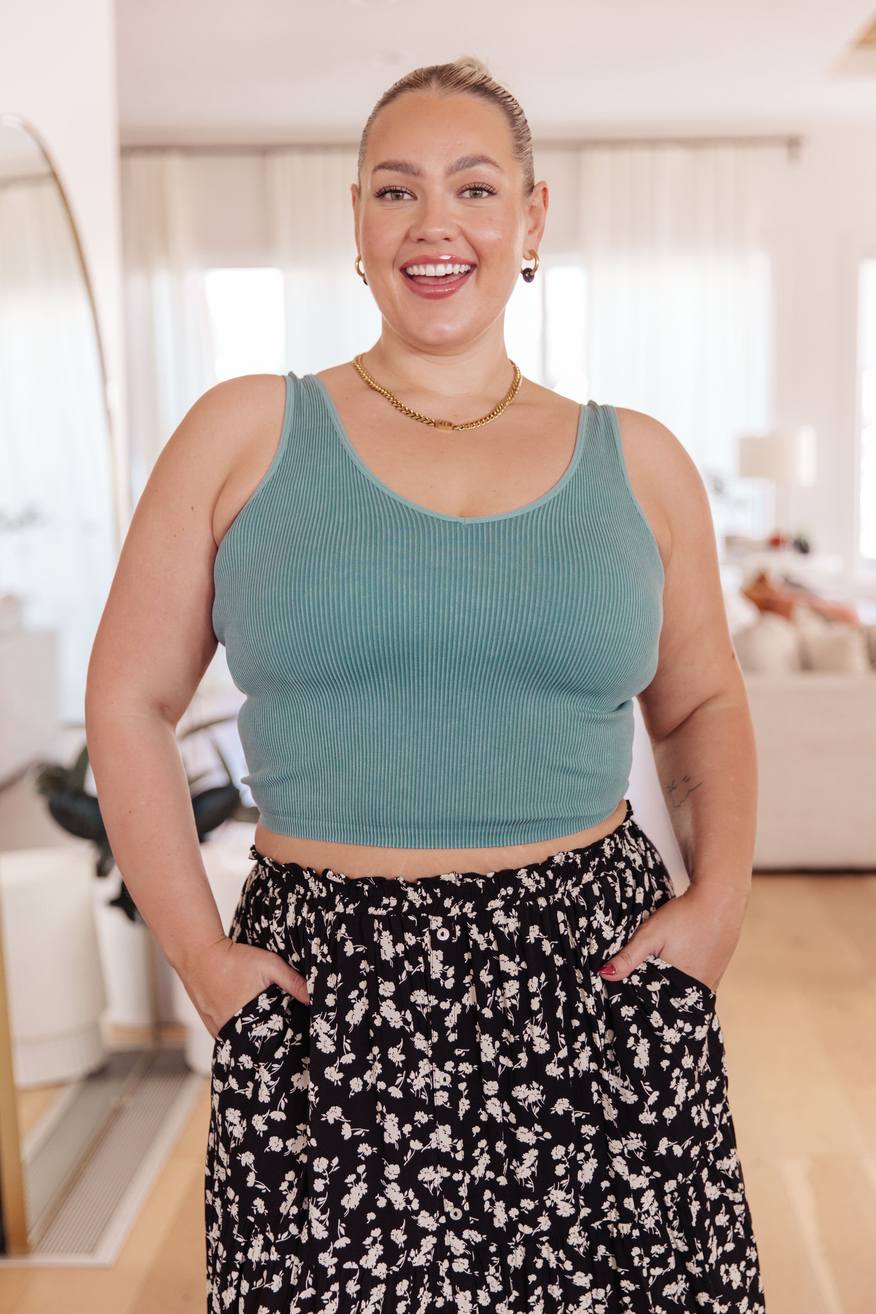 Yelete Fundamentals Ribbed Seamless Reversible Tank in Vintage Blue Shirts & Tops