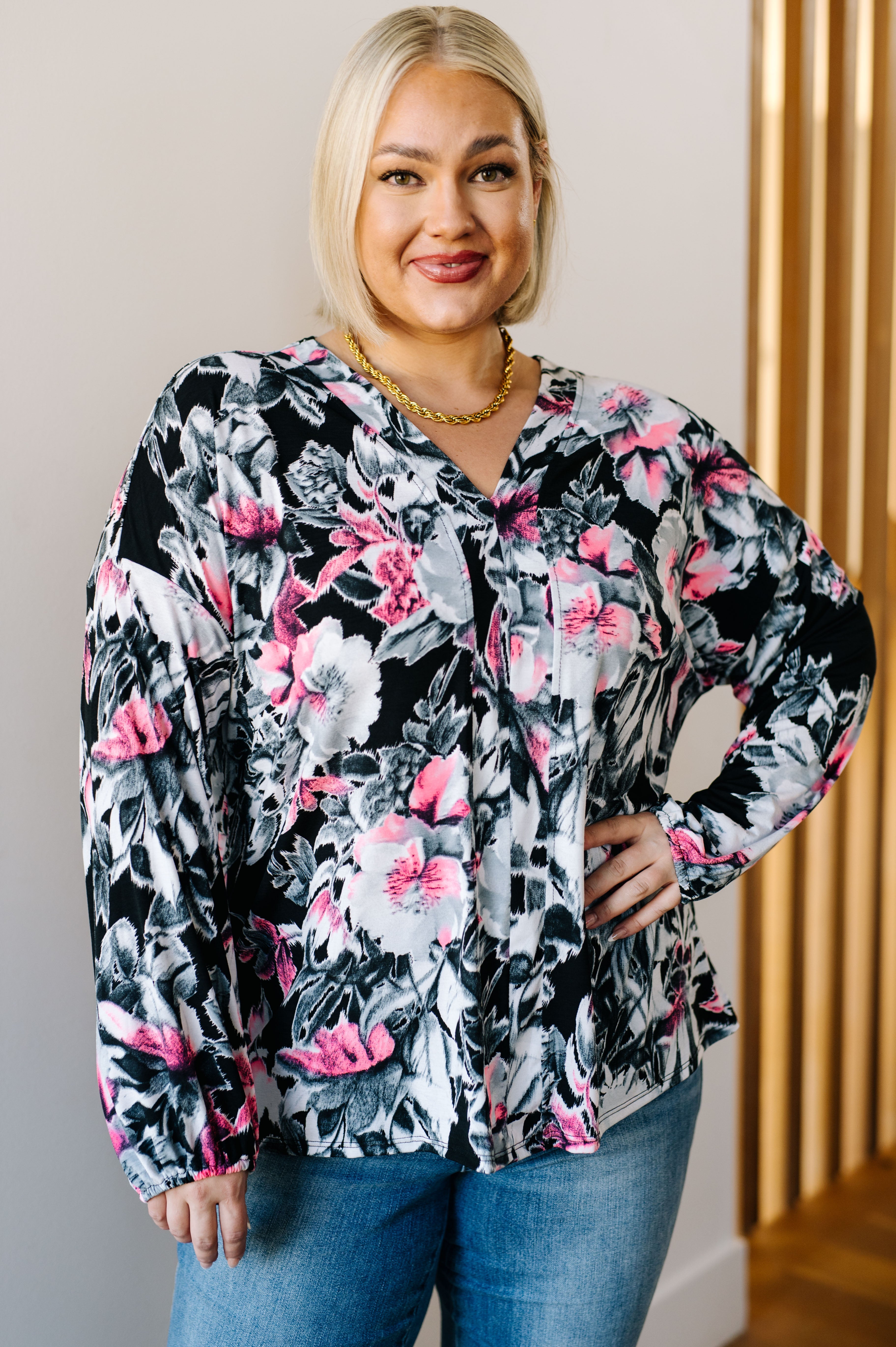 White Birch Rendered Rendition V-Neck Top 3XL Shirts & Tops