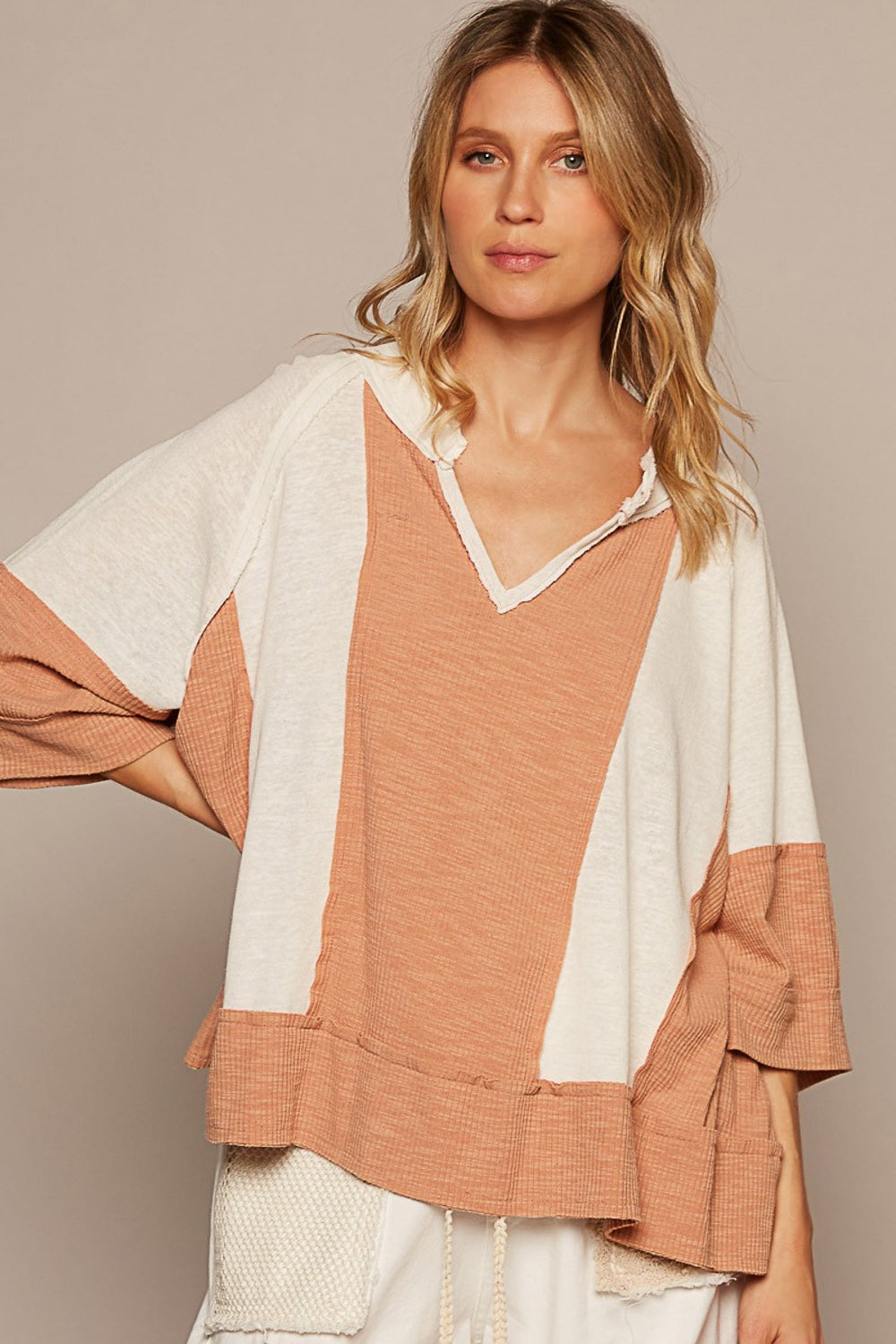 POL Notched Frayed Edge Contrast Top in Topaz Natural Topaz Trendsi