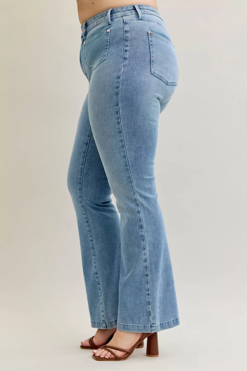 Judy Blue Medium Washed Mid Rise Bootcut Jeans with Contrast Wash & Front Patch Pockets
