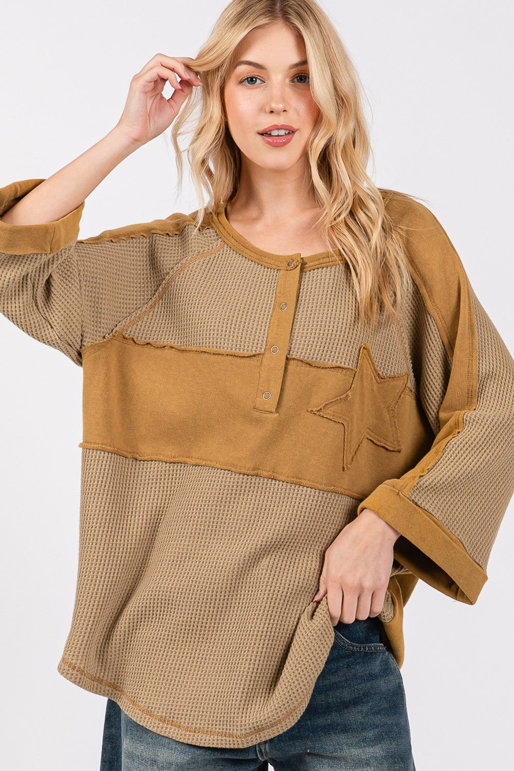 SAGE + FIG Olive Star Applique Patch Exposed Seam Waffle Knit Top Trendsi