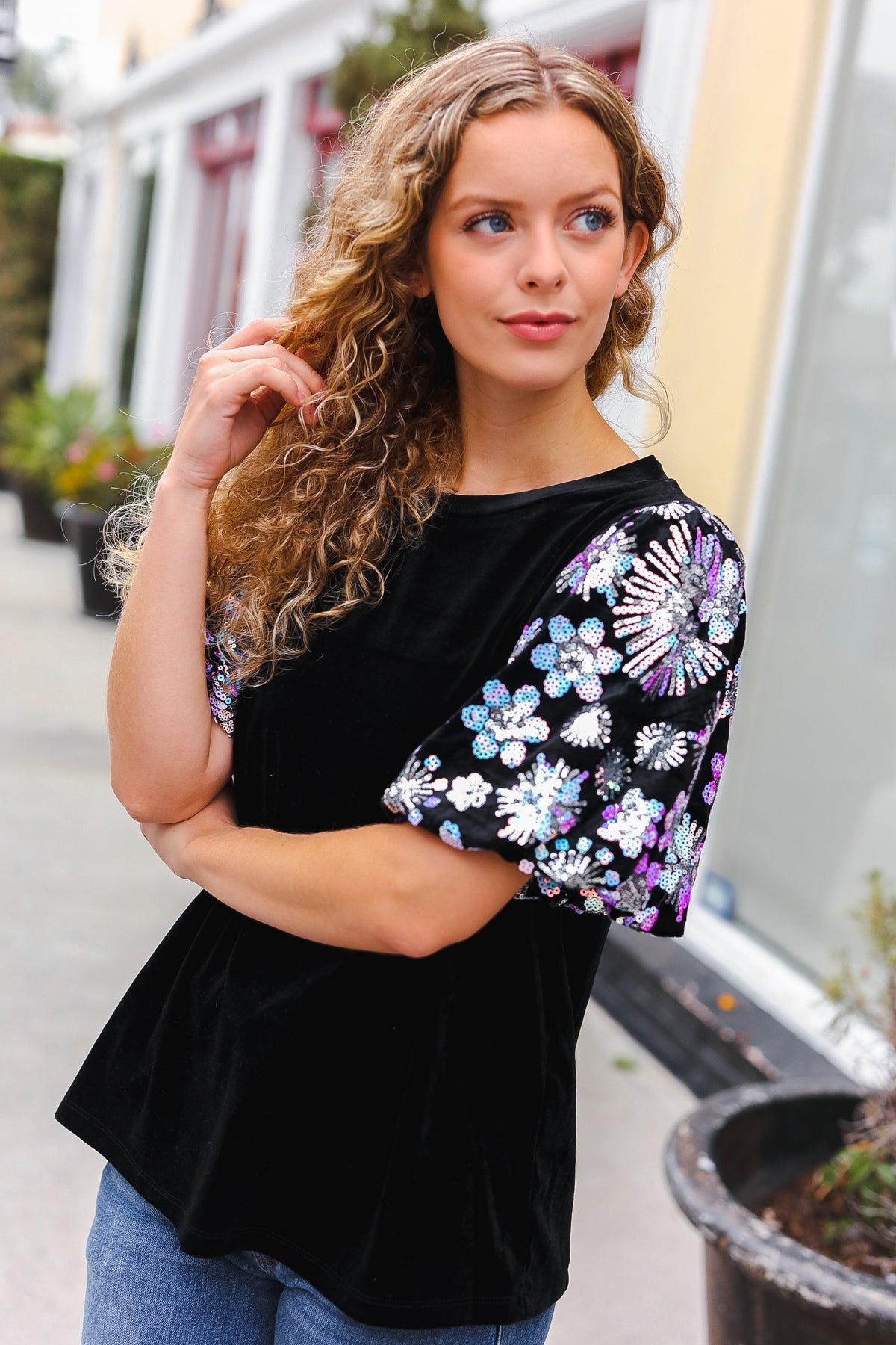 Haptics Feeling Glamorous Black Floral Sequin Puff Sleeve Velvet Top Haptics