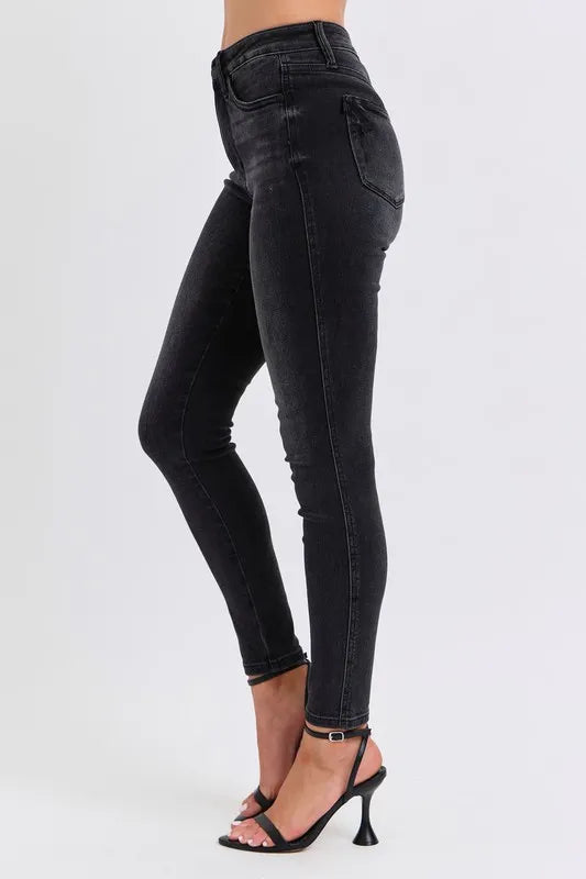Judy Blue Black Mid Rise Tummy Control Skinny Jeans