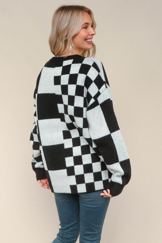 Haptics Black and White Checkerboard Color Block Oversized Sweater