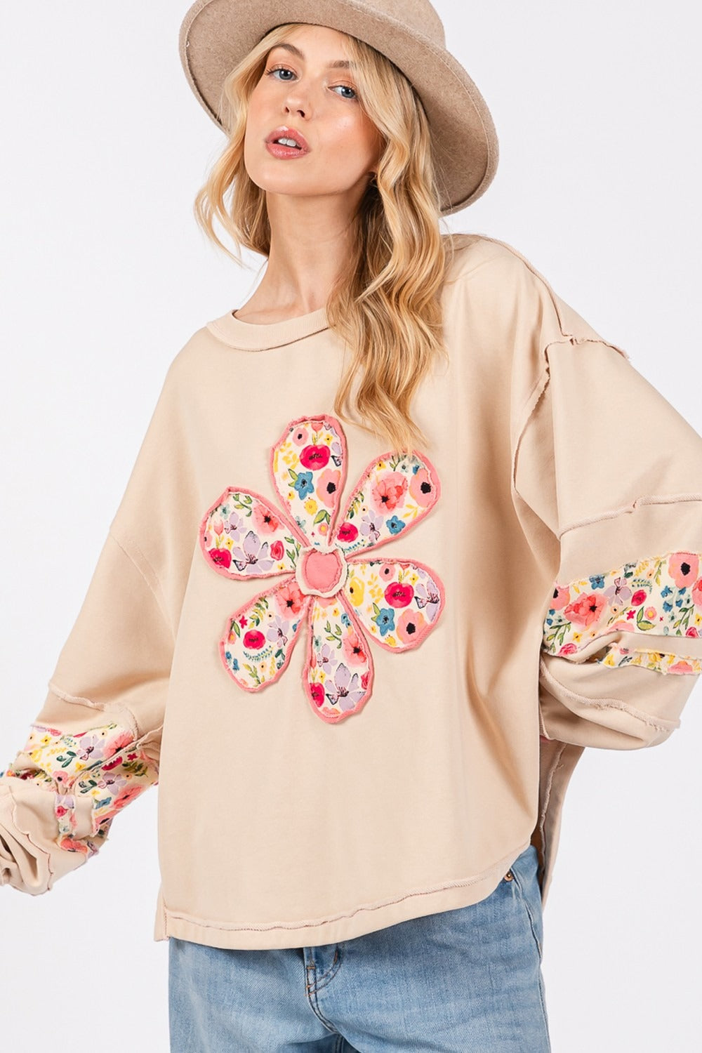 SAGE + FIG Daisy Patch Applique Long Sleeve Sweatshirt in Oatmeal Trendsi