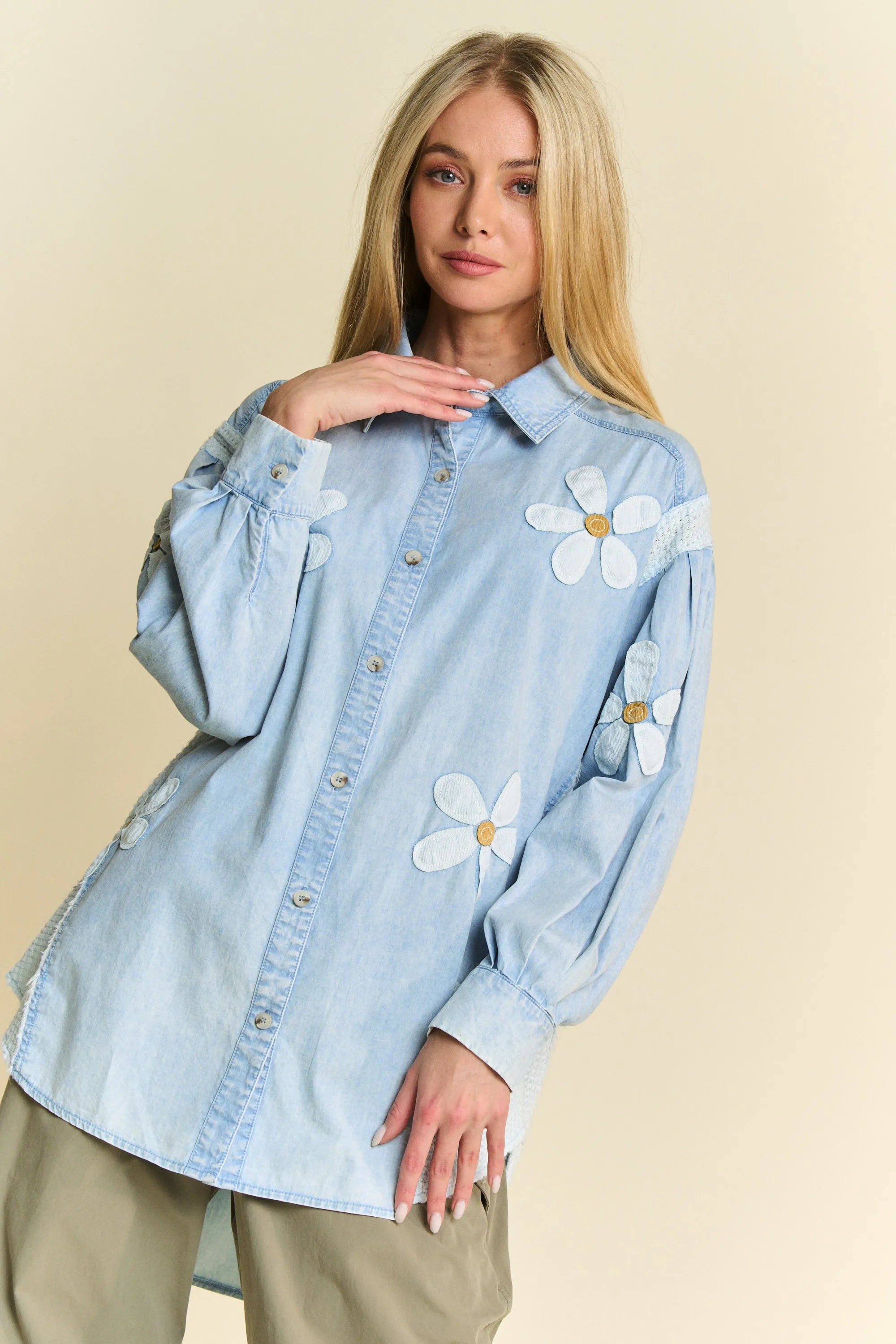 Davi & Dani Lightweight Denim Washed Daisy Patch Waffle Knit Shirt