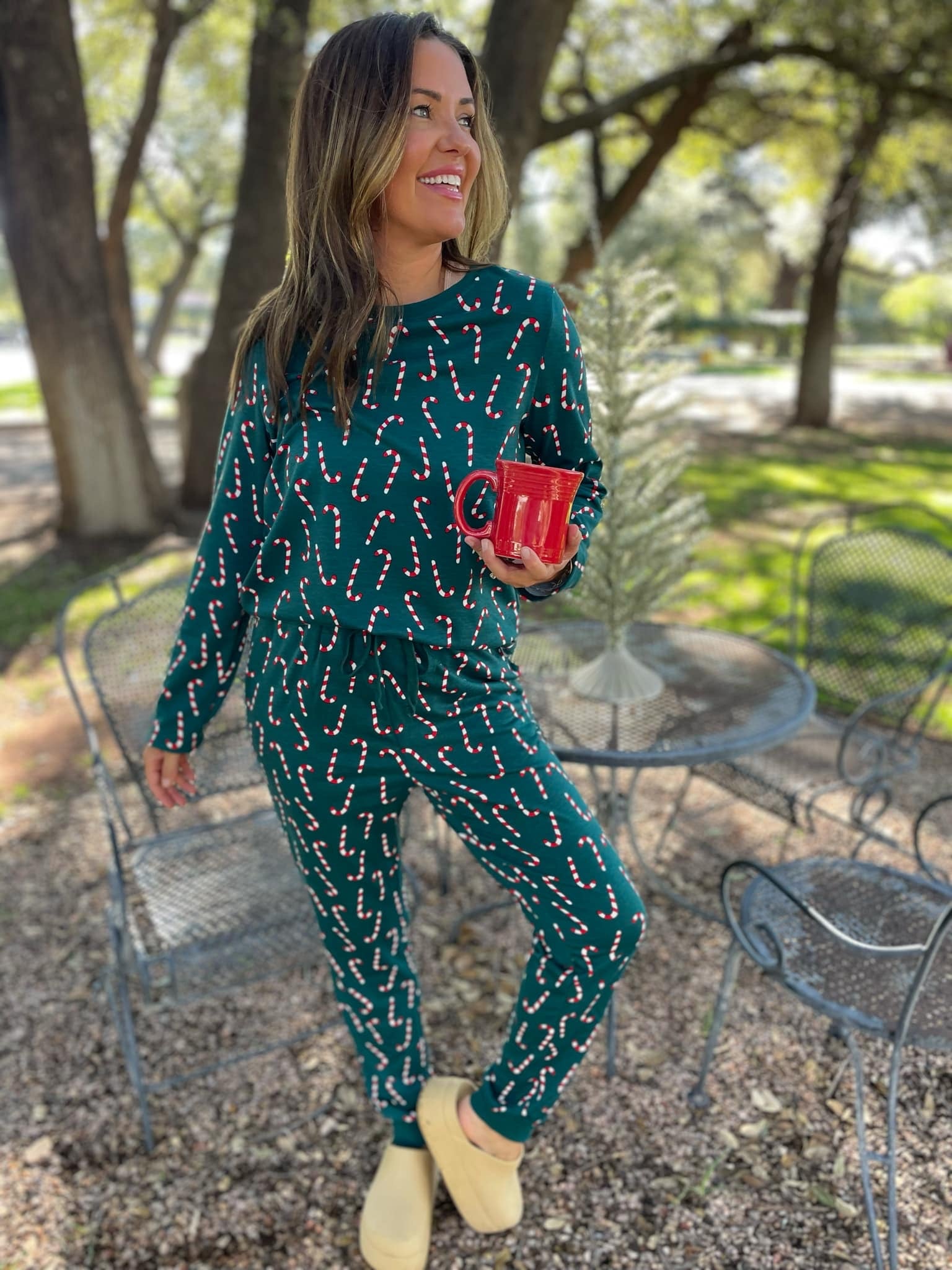 Preorder: Candy Cane Print Round Neck Top and Pants Lounge Set Trendsi