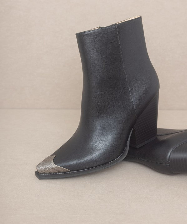 OASIS SOCIETY Zion - Bootie with Etched Metal Toe KKE Originals