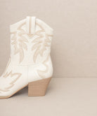 OASIS SOCIETY Nantes - Embroidered Cowboy Boots KKE Originals