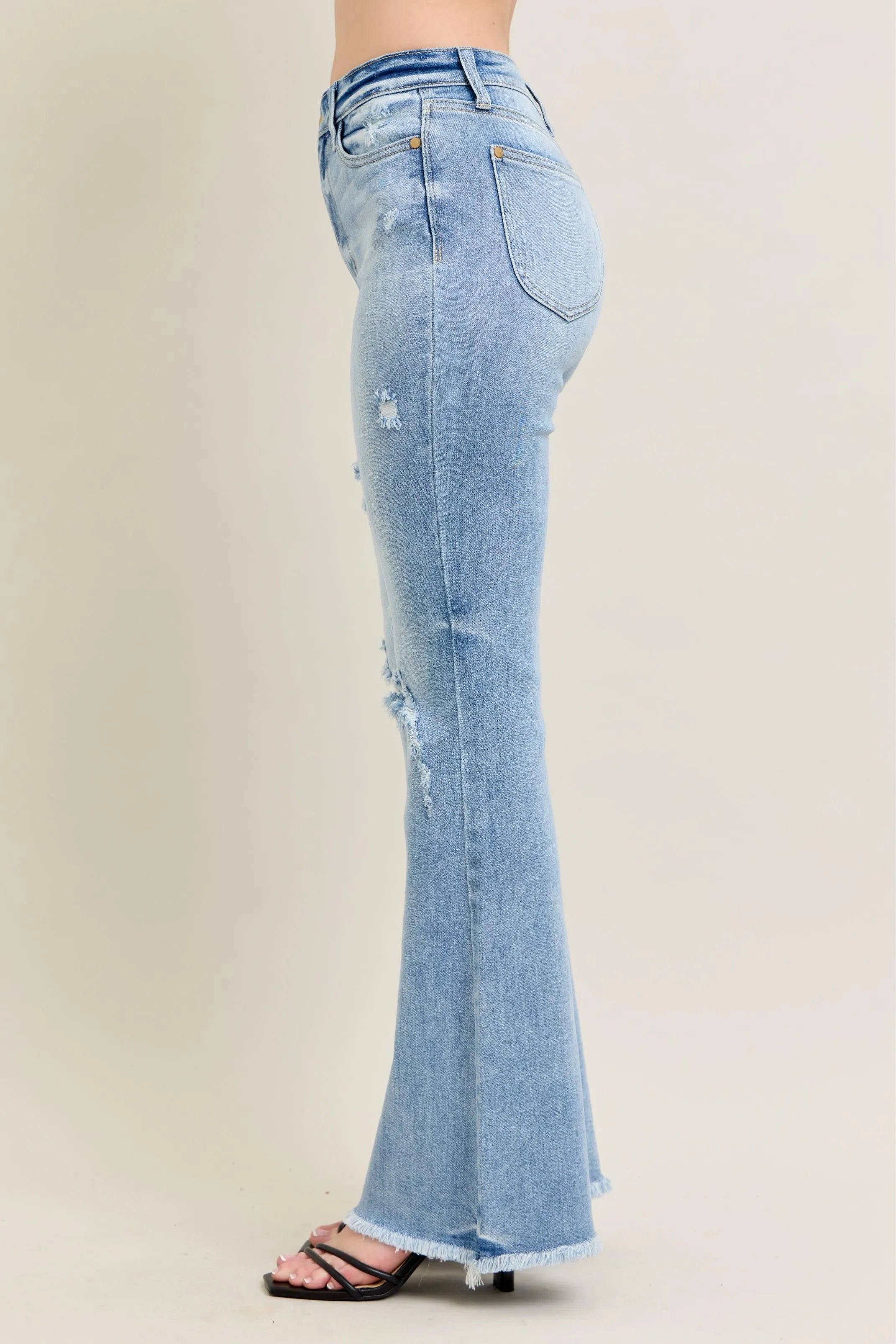 Judy Blue High Waisted Flare Jeans W/ Shield Pockets