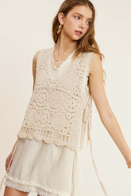 La Miel Self Side Tie Detailed Crochet Vest Top La Miel