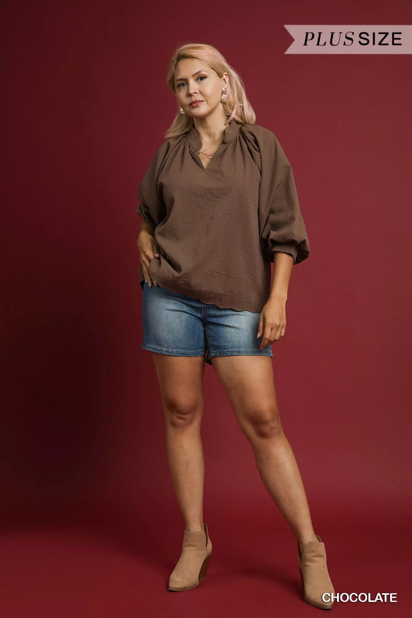 Umgee Chocolate Textured Notched Scallop Hem Balloon Sleeve Blouse