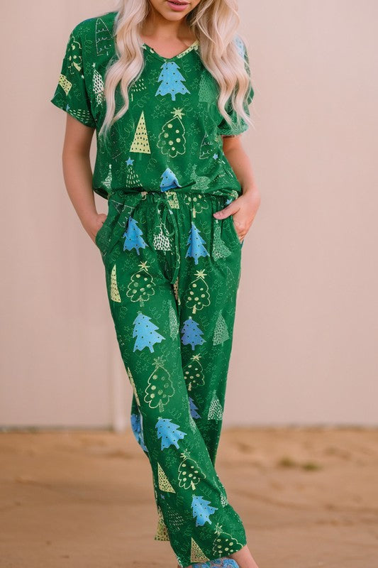 Christmas Tree Print Tee and Pants Lounge Set SHEWIN INC.